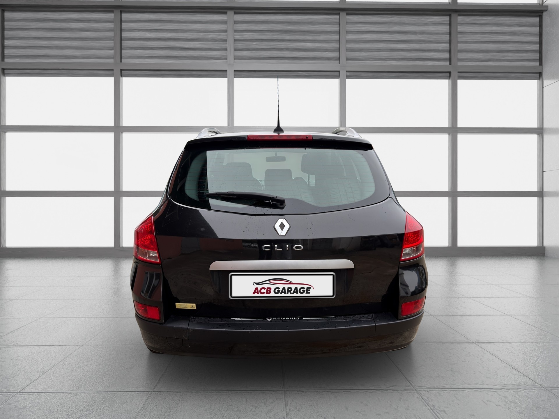 RENAULT Clio Grandtour 1.6 16V Exception Automatic-image-5