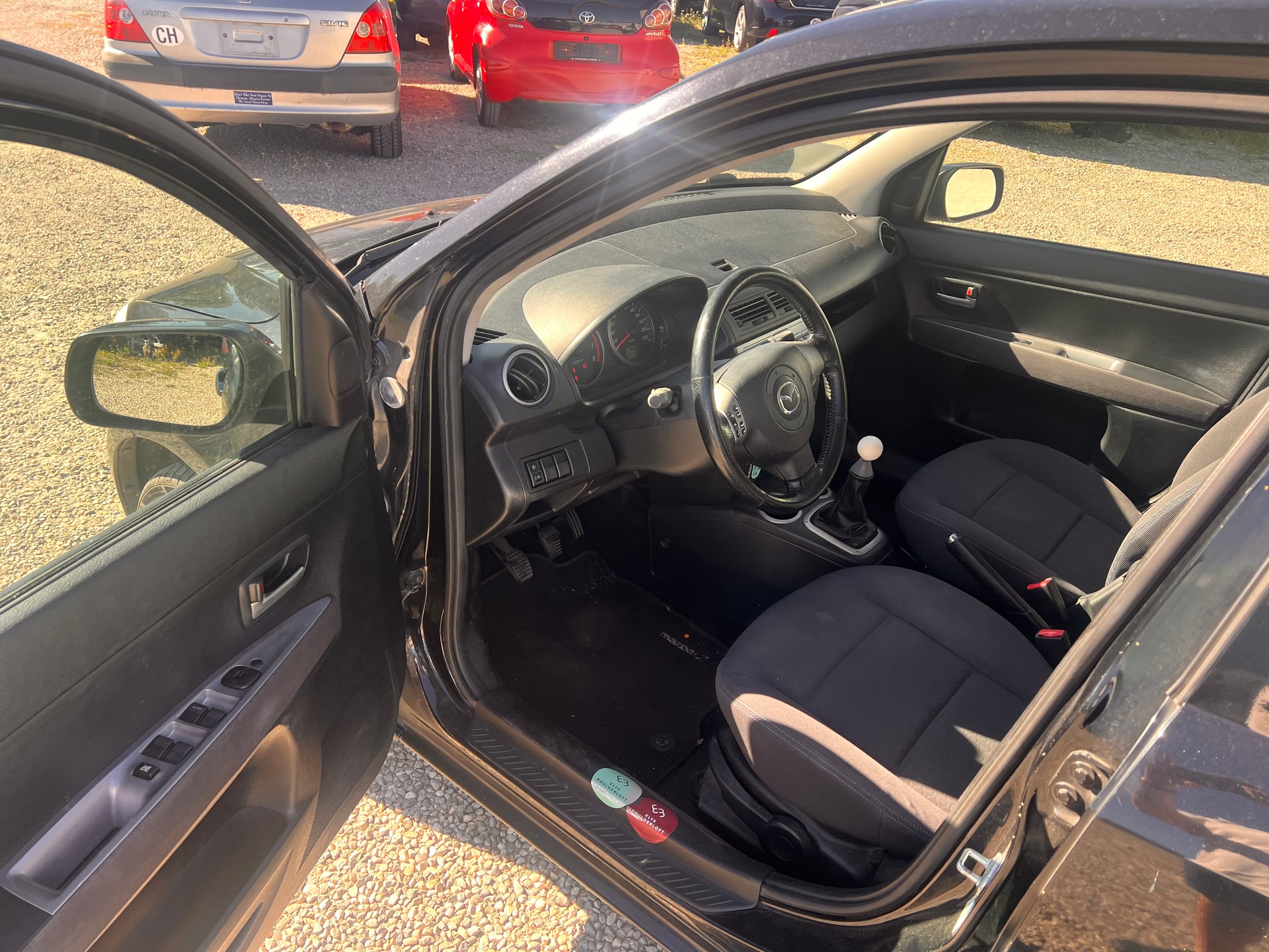 MAZDA 2 1.4i 16V Confort-image-9