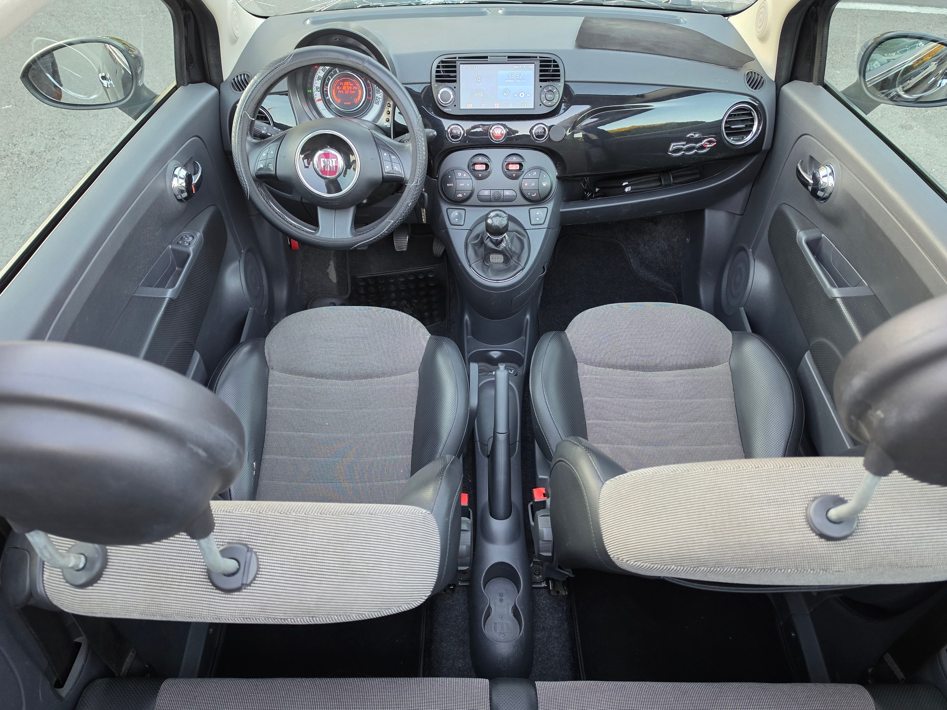 FIAT 500C 1.4 16V Lounge-image-13