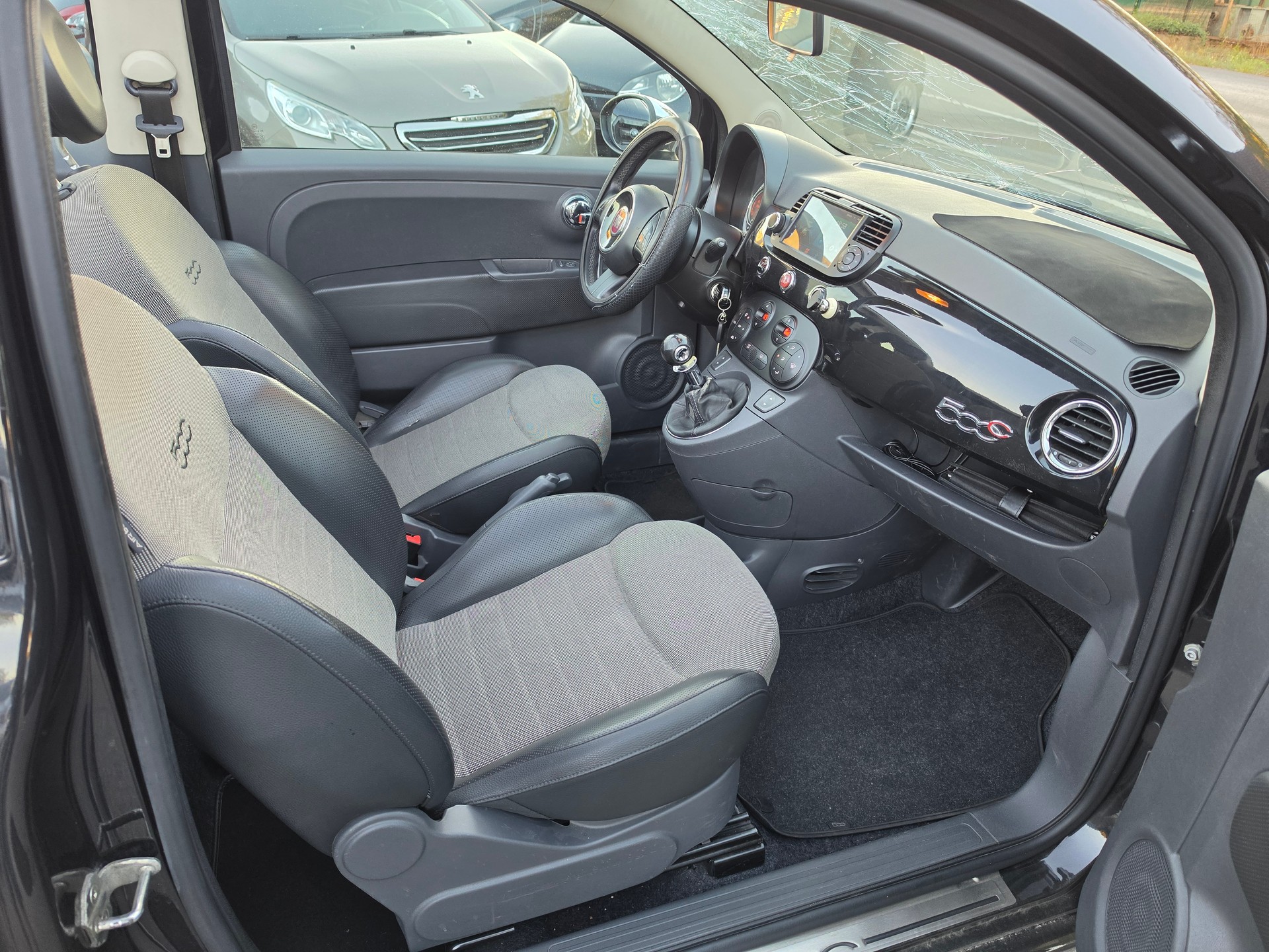 FIAT 500C 1.4 16V Lounge-image-10
