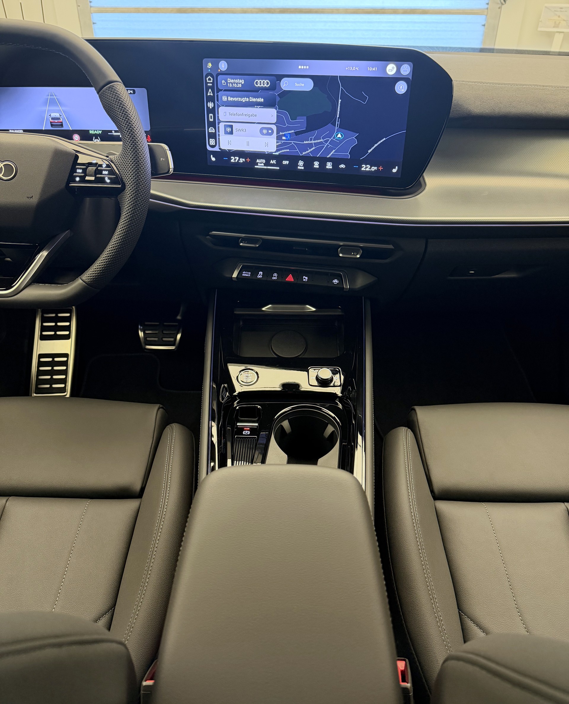 AUDI Q3 SUV TFSI quattro 195 kW S tronic-image-12