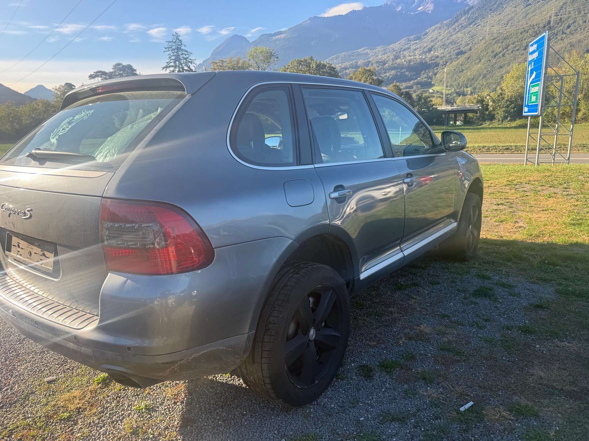 PORSCHE Cayenne S-image-5
