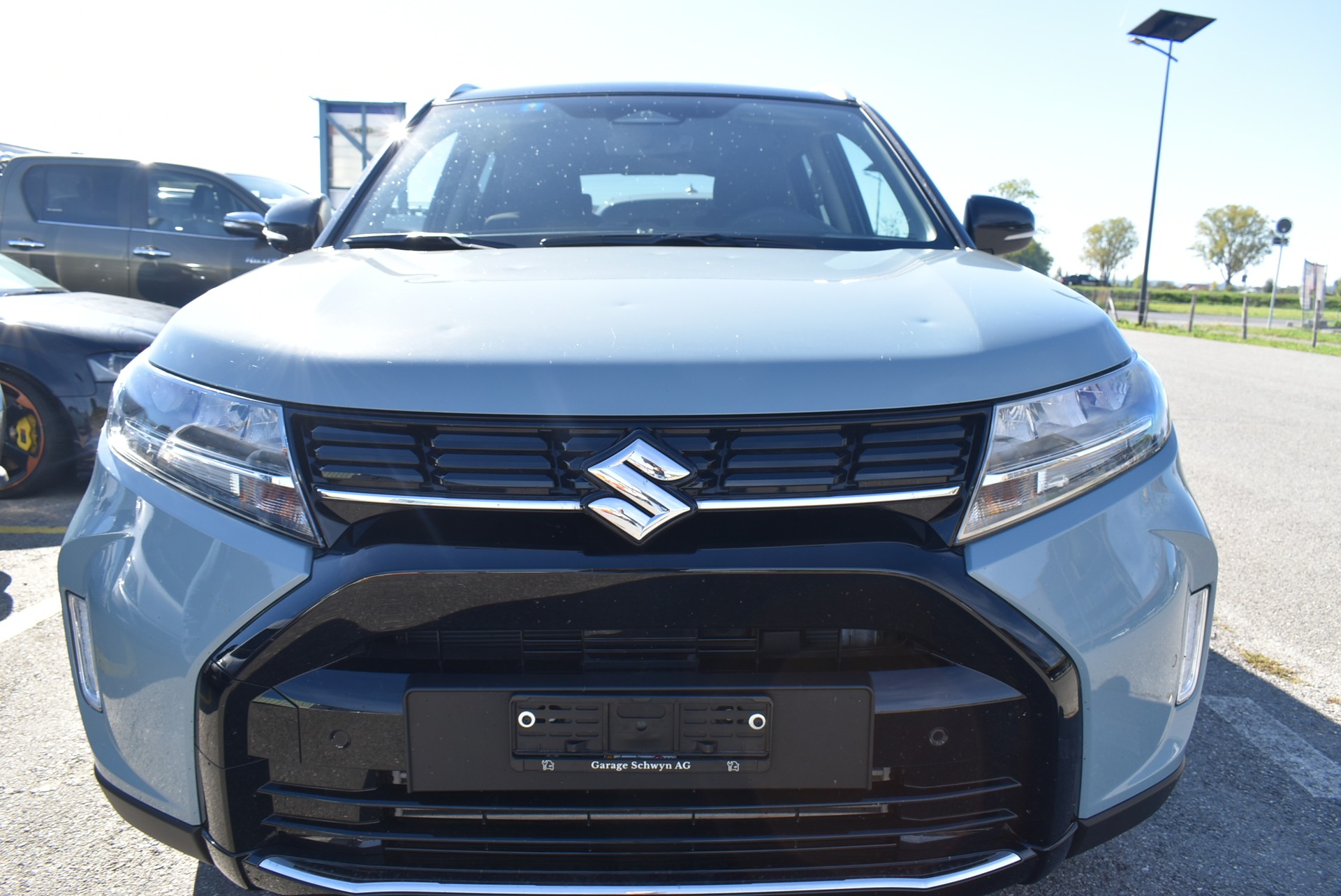 SUZUKI Vitara 1.5 Hybrid Compact Top 4x4 AGS-image-2