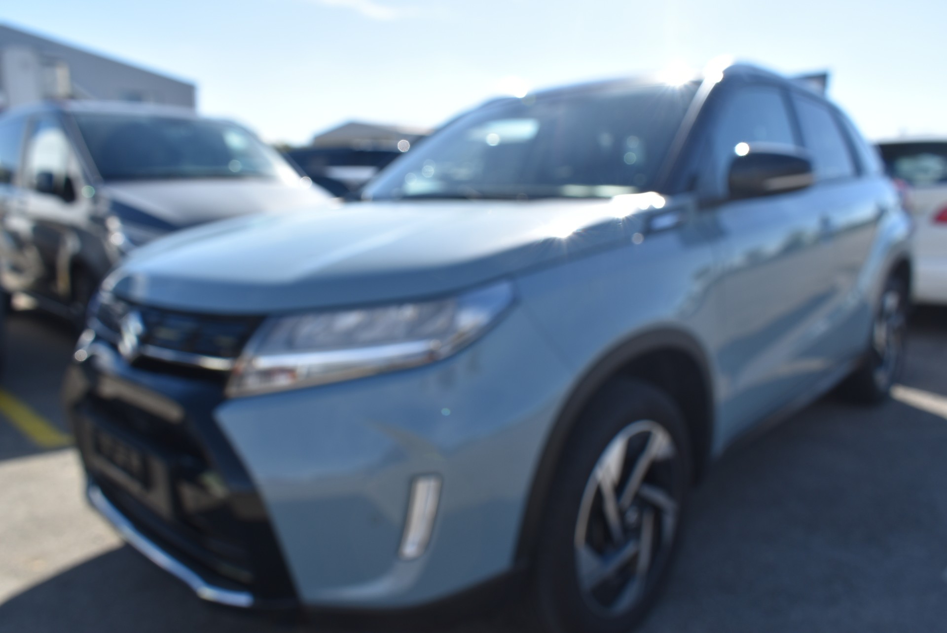 SUZUKI Vitara 1.5 Hybrid Compact Top 4x4 AGS-image-1
