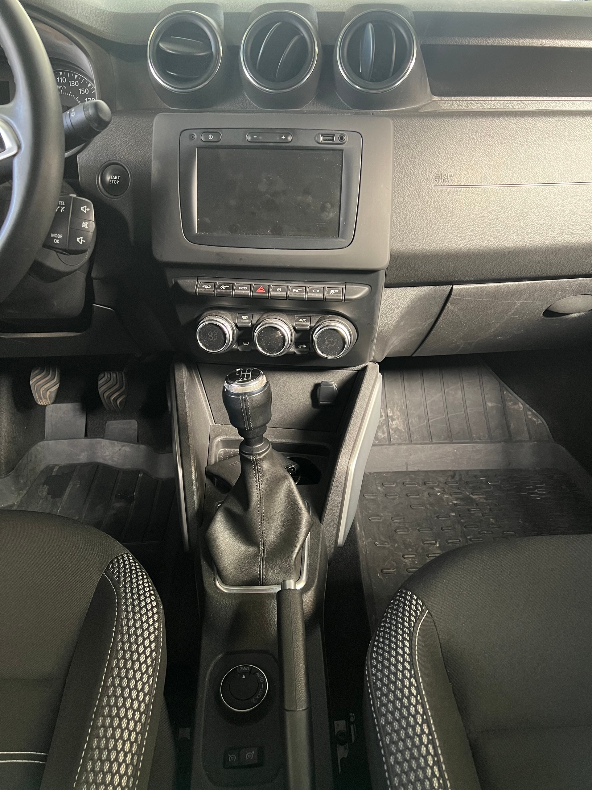DACIA Duster SCe 115 Prestige 4x4-image-5