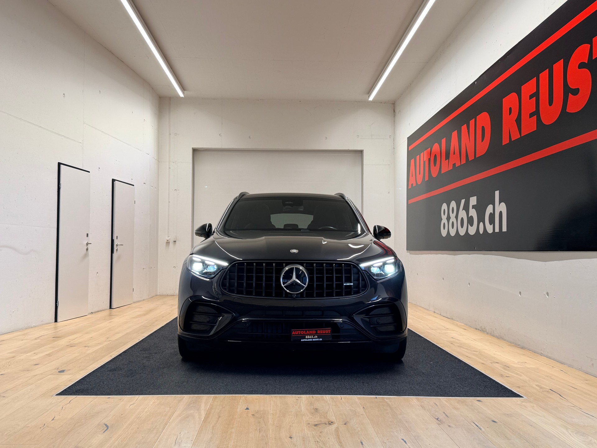 MERCEDES-BENZ GLC 43 AMG Executive Edition 4Matic 9G-Tronic-showroom-element-1