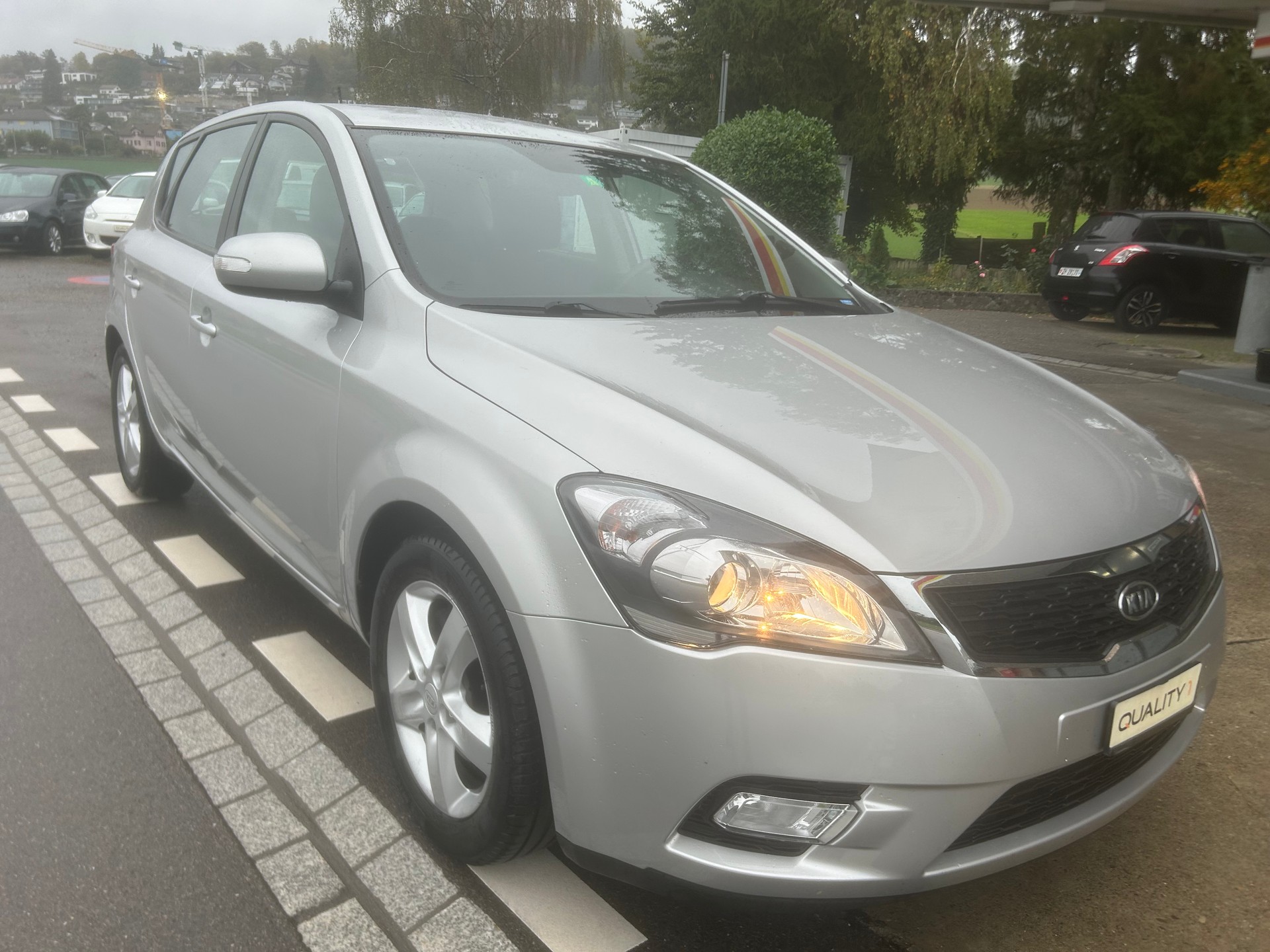 KIA Cee'd 1.6 16V Style Automatic-image-1