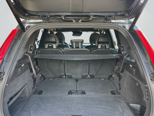 VOLVO XC90 T8 AWD R-Design-image-8