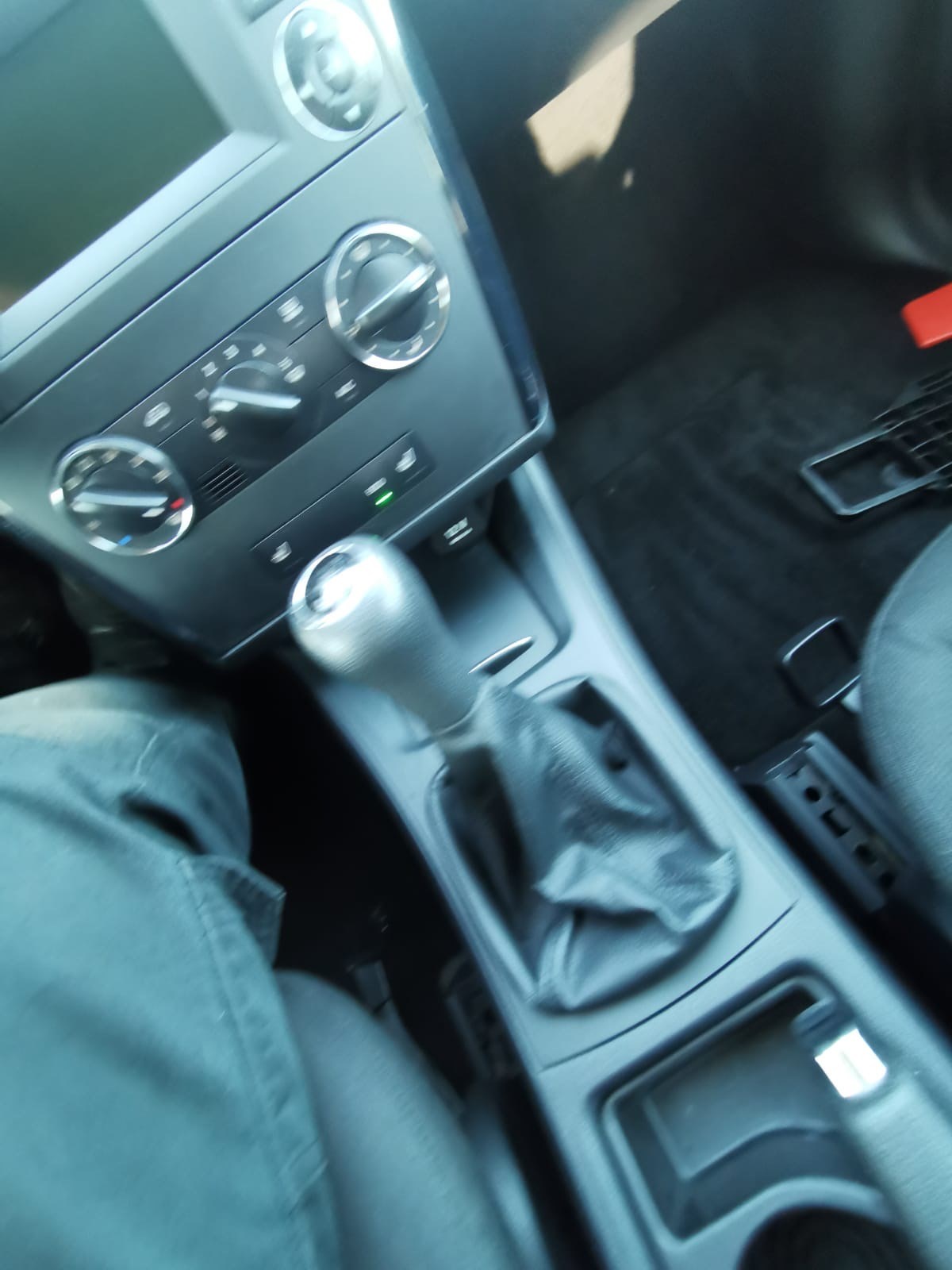 MERCEDES-BENZ A 180 (170) BlueEfficiency Avantgarde Selection-image-13