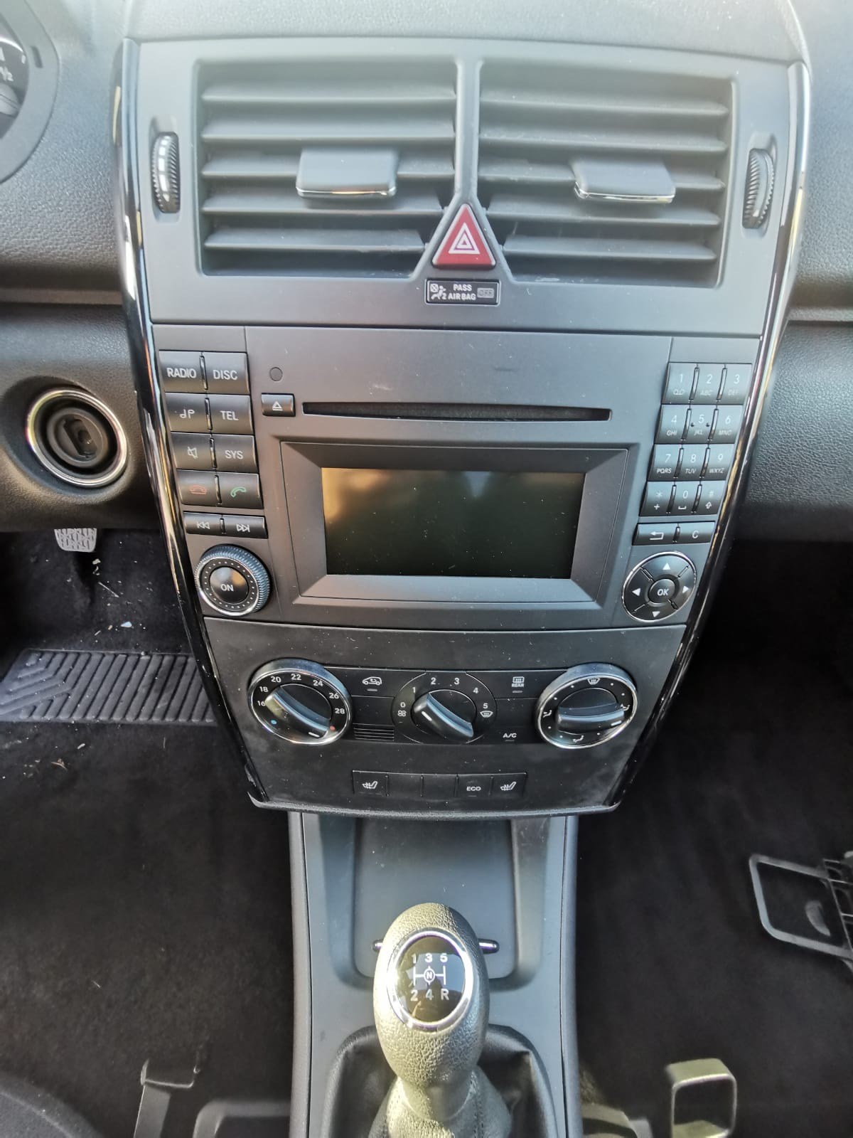 MERCEDES-BENZ A 180 (170) BlueEfficiency Avantgarde Selection-image-9
