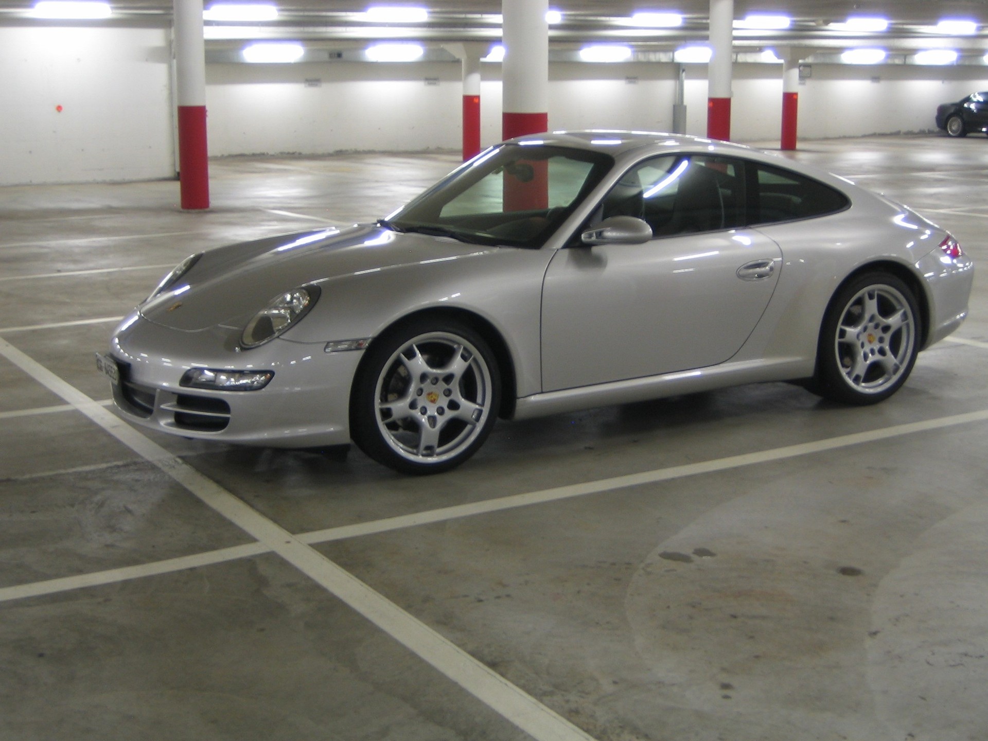 PORSCHE 911 997 Carrera 2-image-0