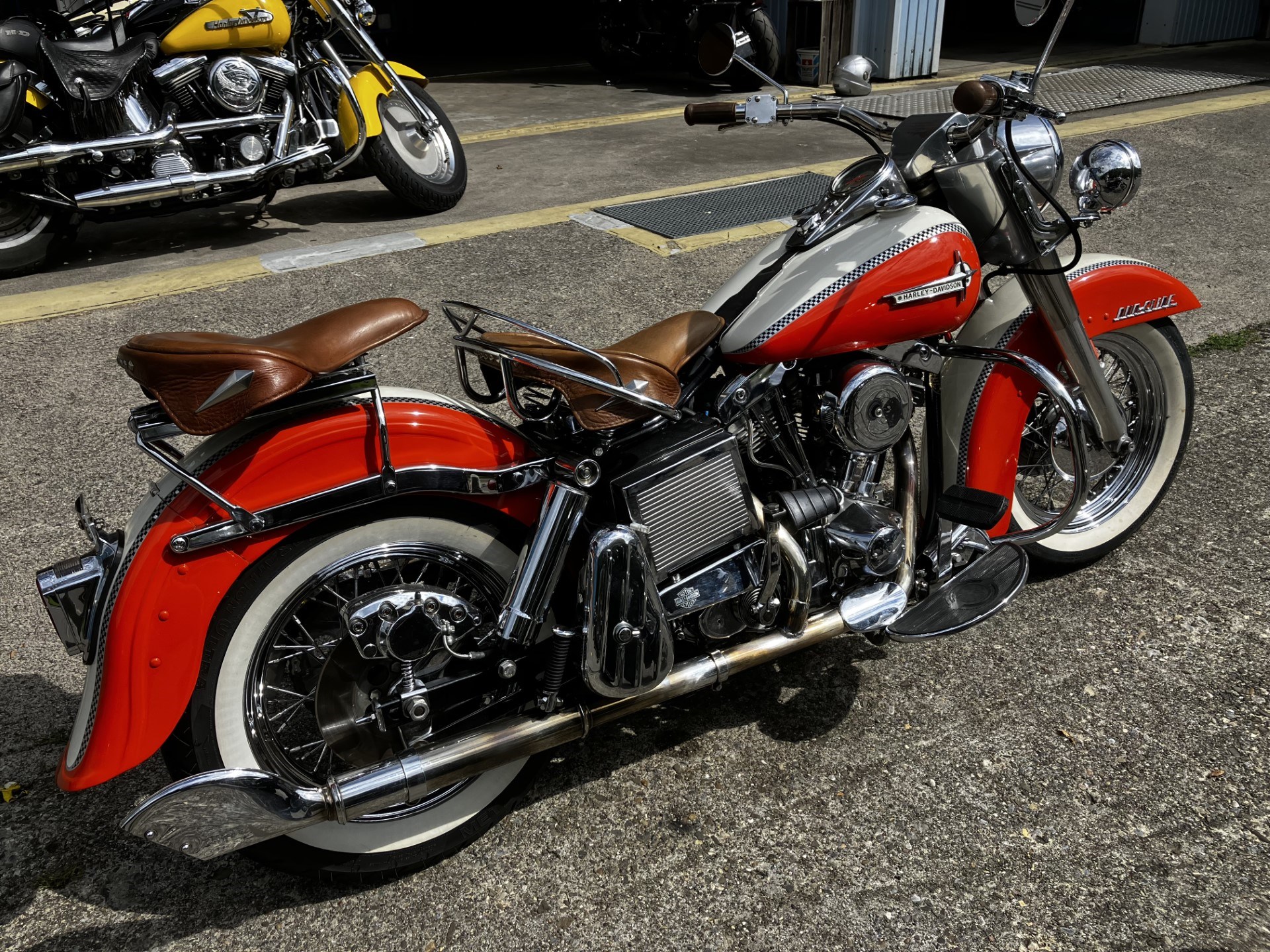 HARLEY-DAVIDSON FLH Duo Glide-image-2