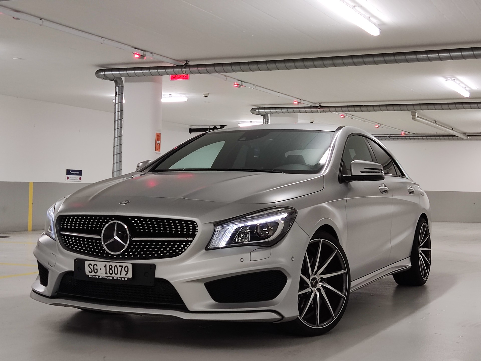 MERCEDES-BENZ CLA 250-image-1
