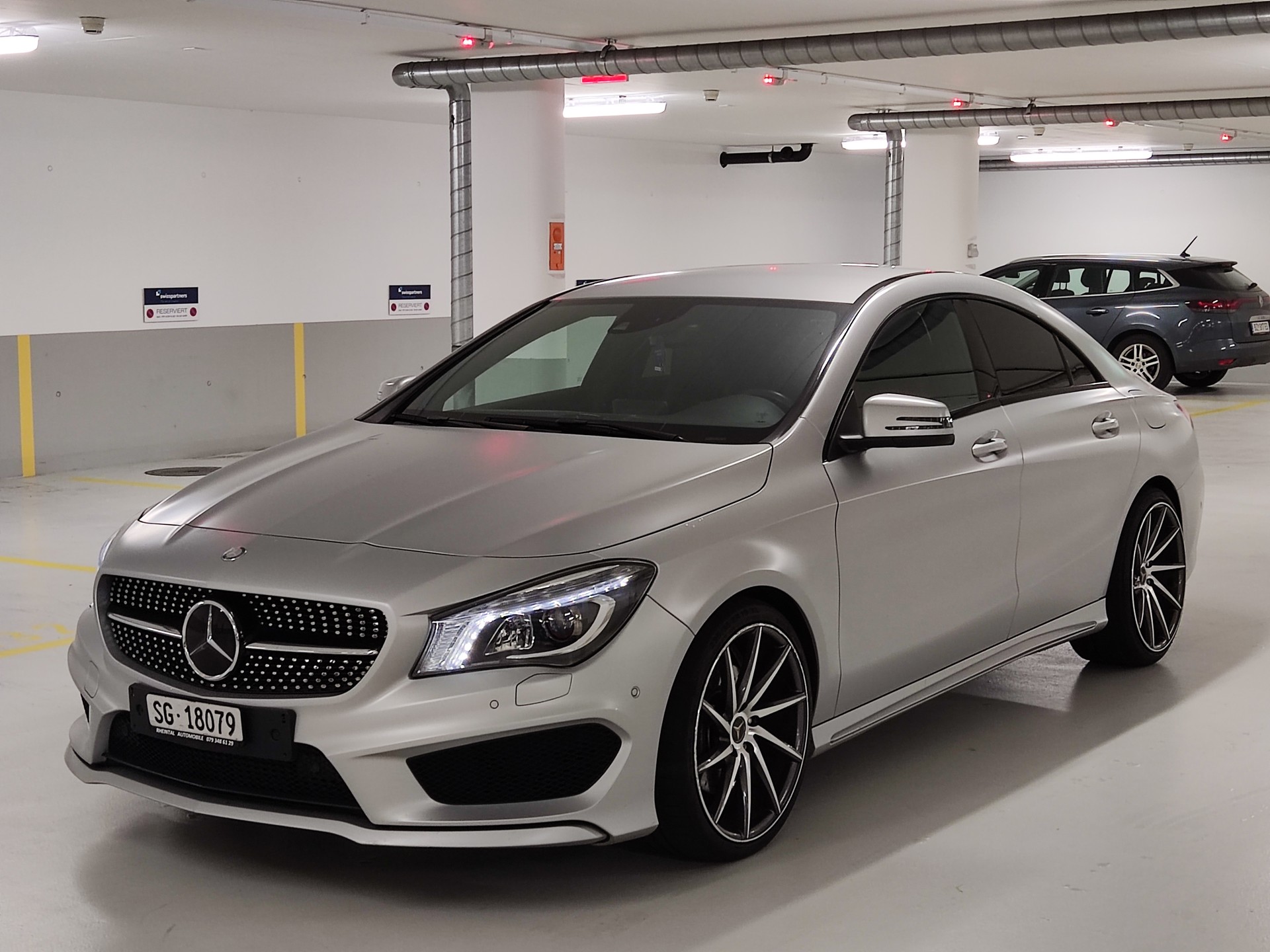 MERCEDES-BENZ CLA 250-image-10