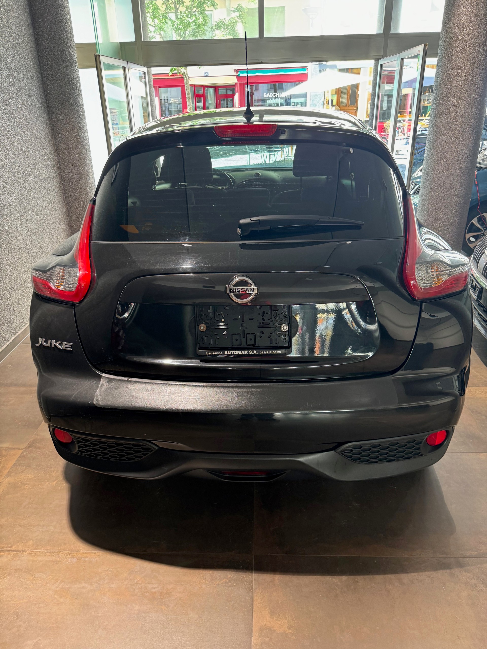 NISSAN Juke 1.6 tekna Xtronic CVT-image-3