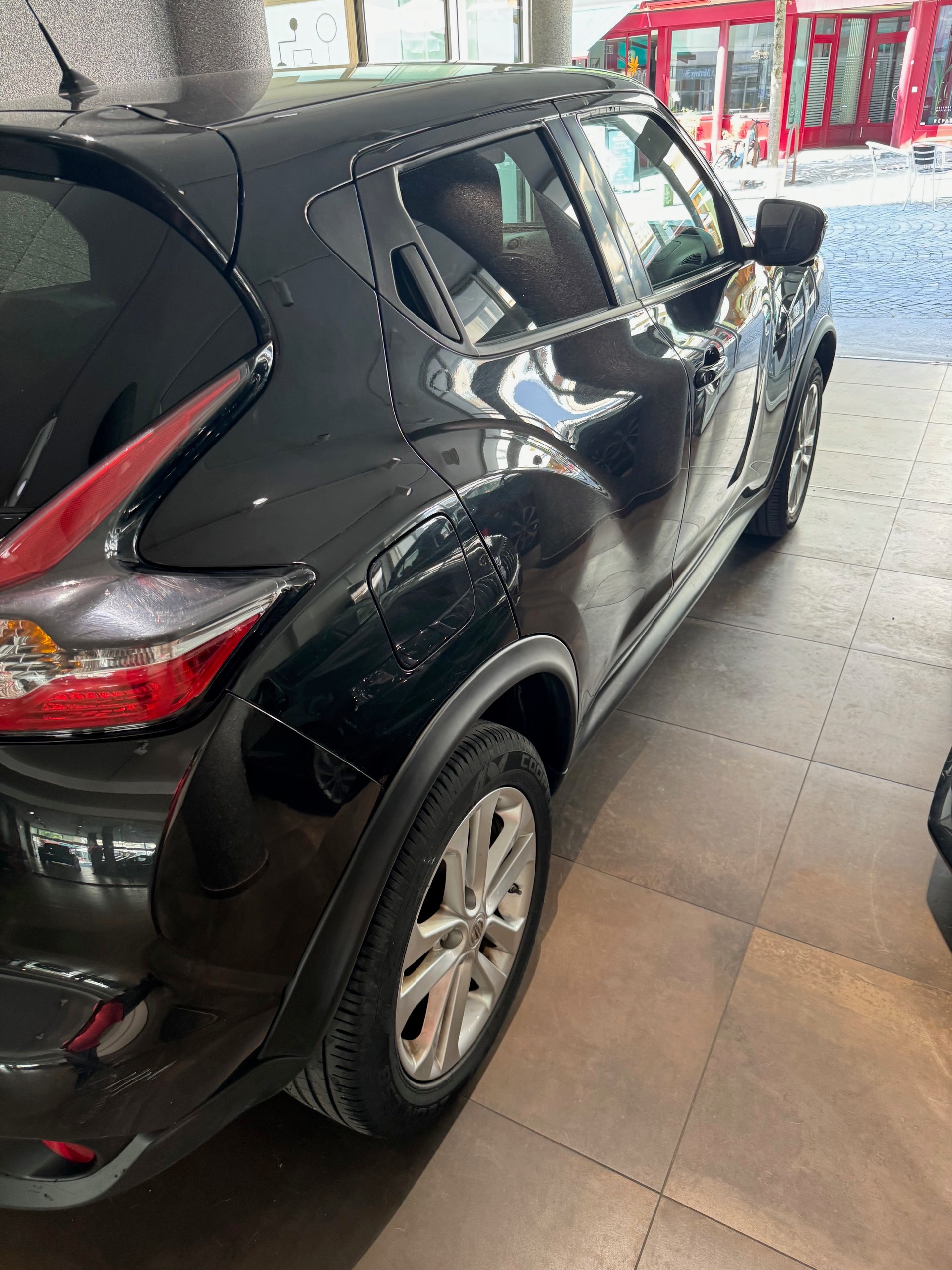 NISSAN Juke 1.6 tekna Xtronic CVT-image-4