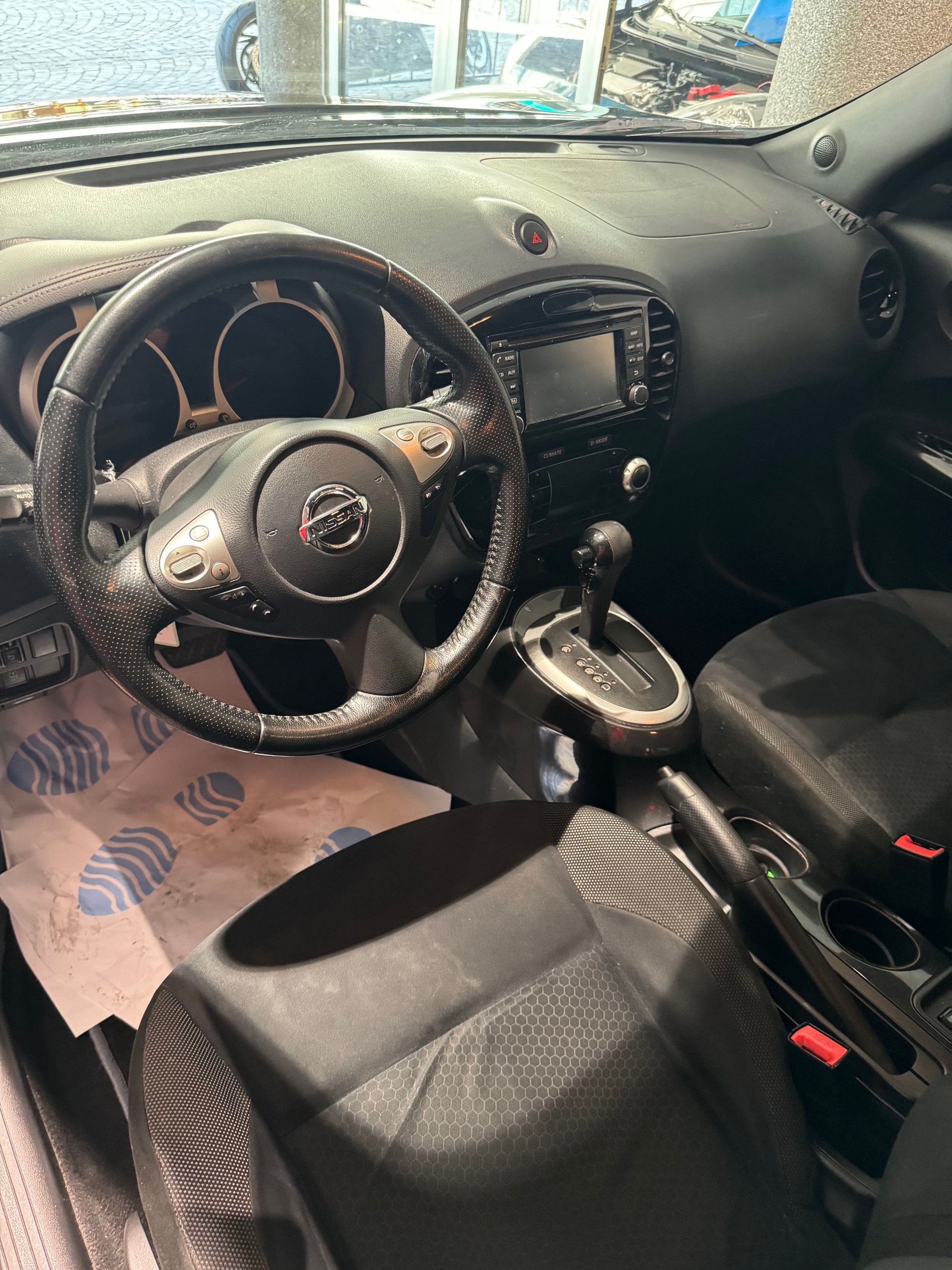 NISSAN Juke 1.6 tekna Xtronic CVT-image-8