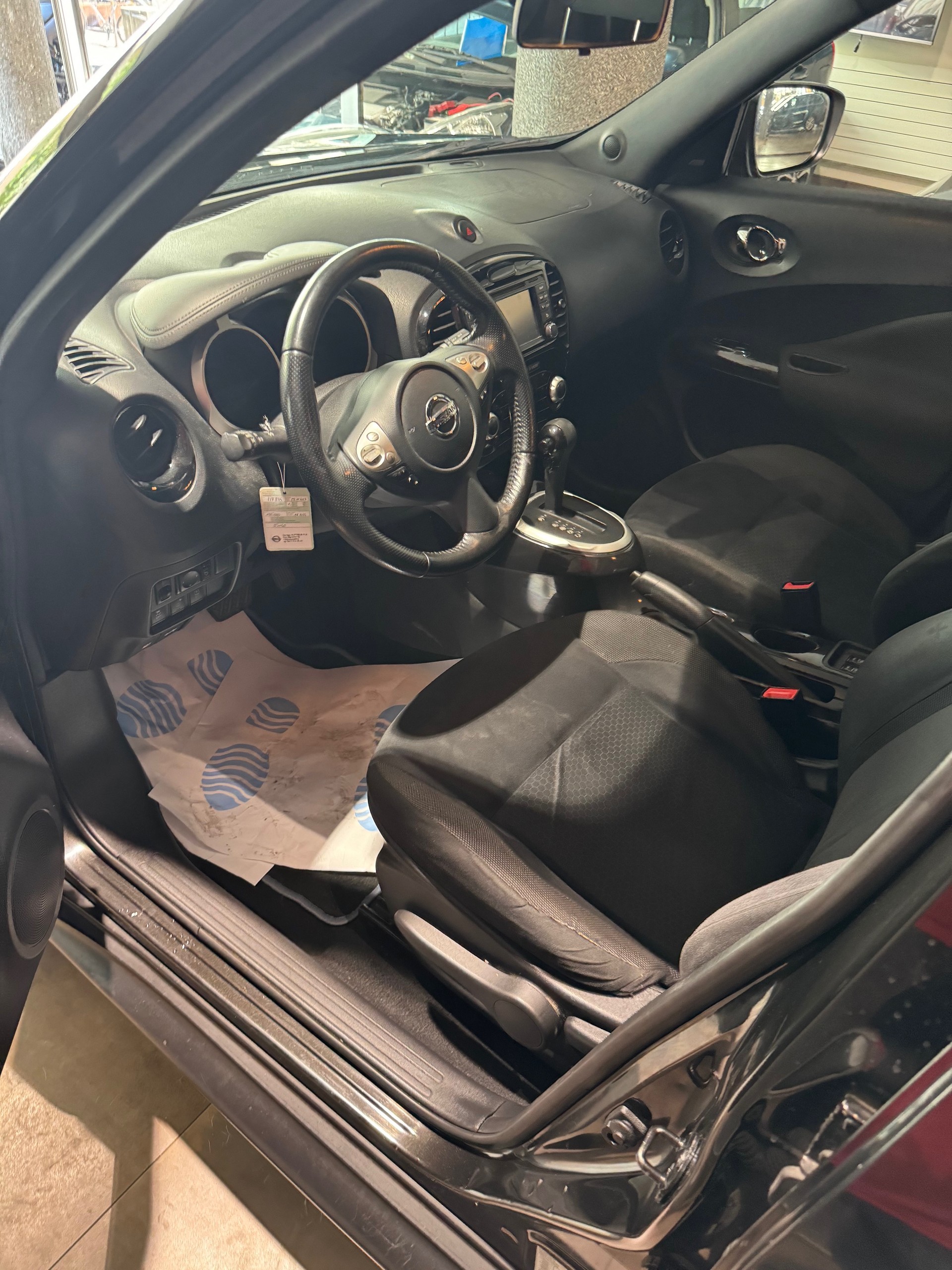 NISSAN Juke 1.6 tekna Xtronic CVT-image-6