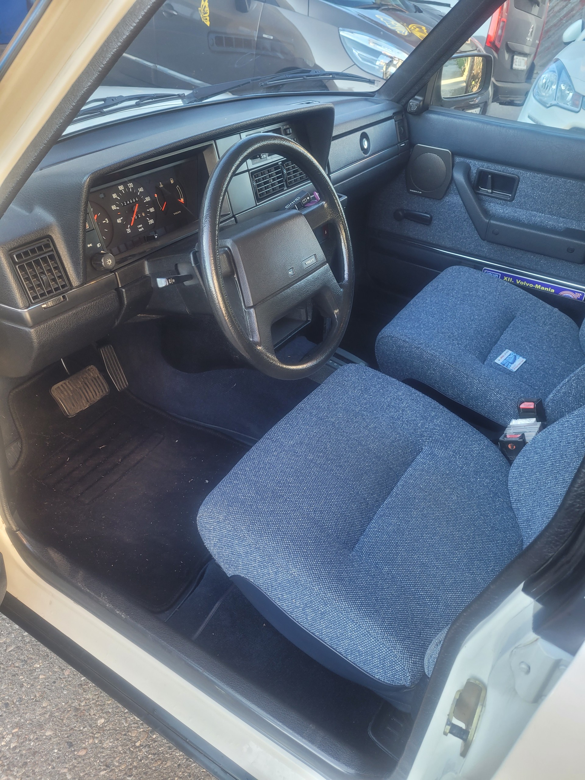 VOLVO 240 2.3 Classic-image-4