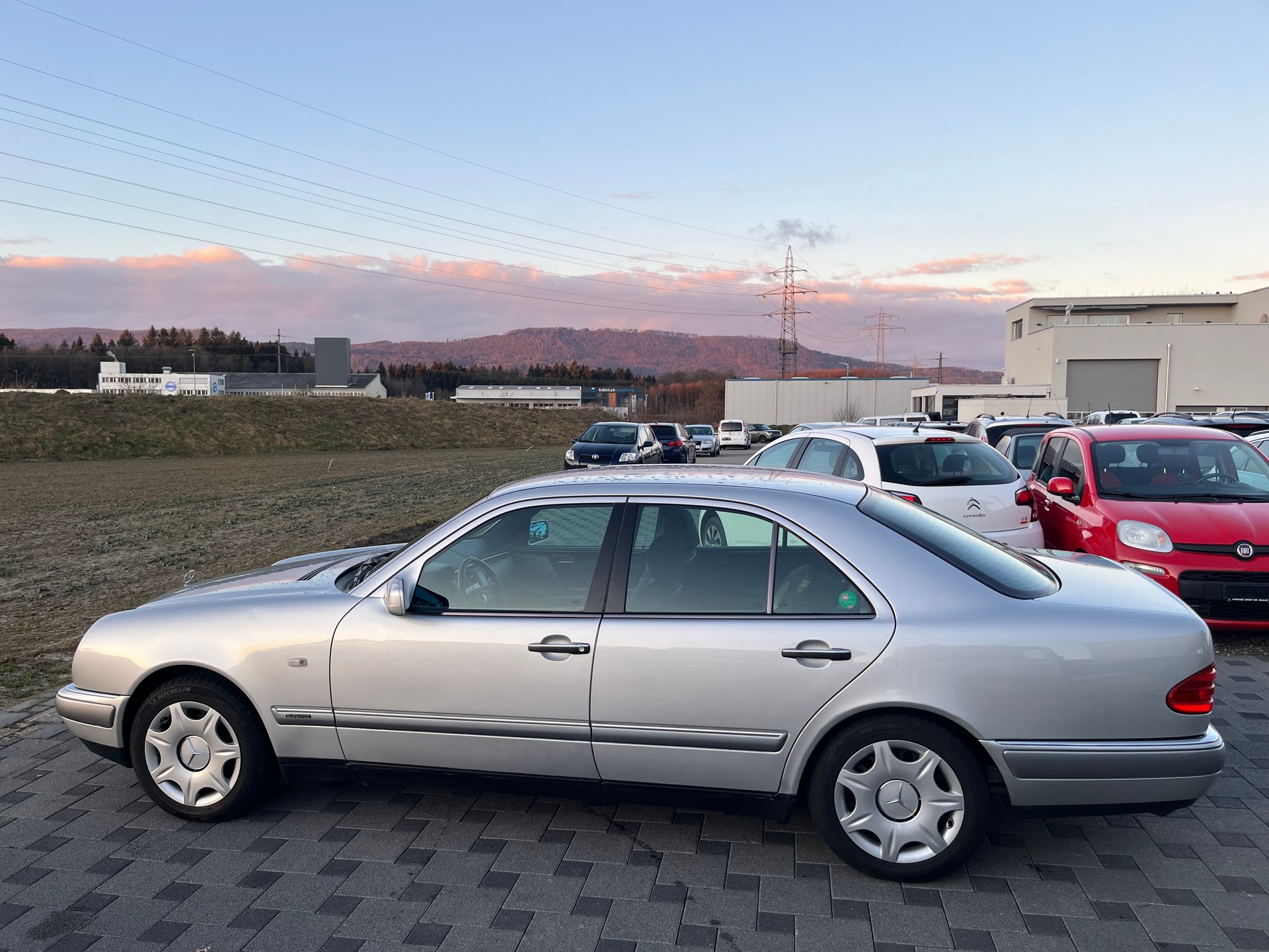 MERCEDES-BENZ E 290 TD Elégance-image-3