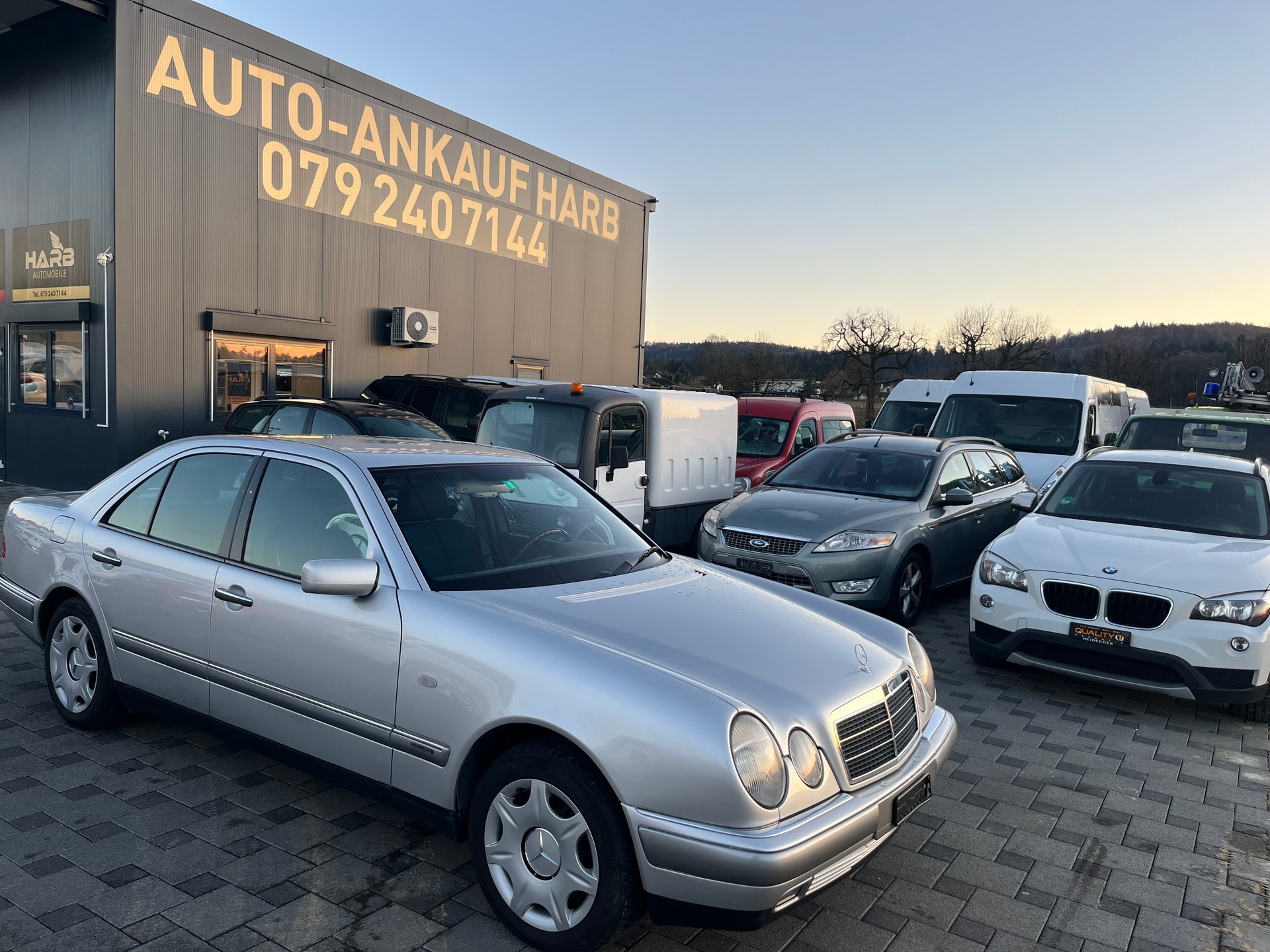 MERCEDES-BENZ E 290 TD Elégance