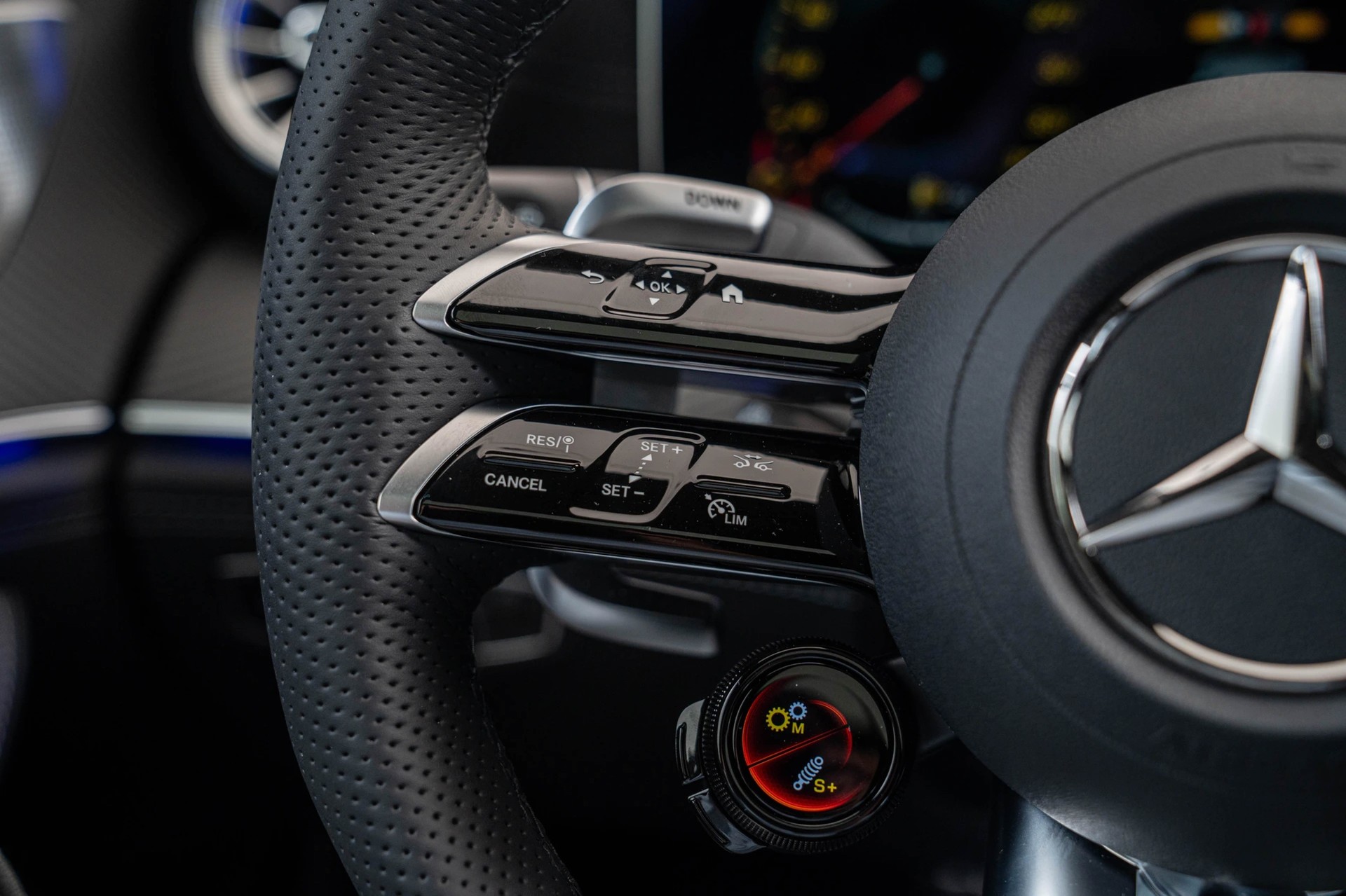 MERCEDES-BENZ AMG GT 4 63 S 4Matic+ E Performance MCT-image-11