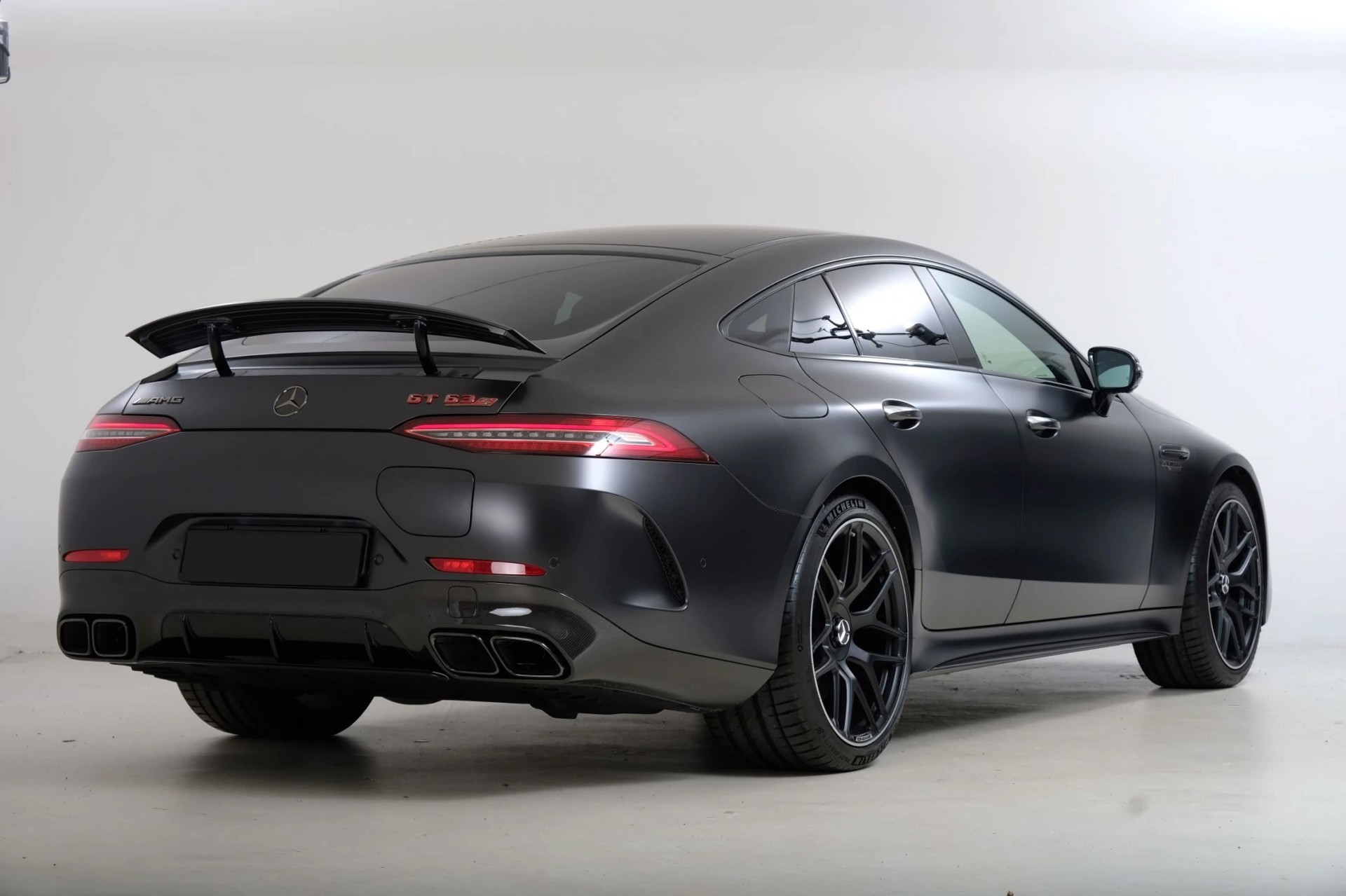 MERCEDES-BENZ AMG GT 4 63 S 4Matic+ E Performance MCT-image-3