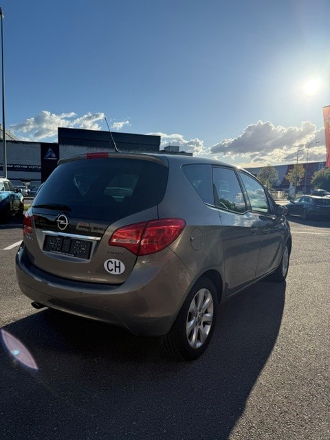 OPEL Meriva 1.4 Turbo Active Edition-image-3