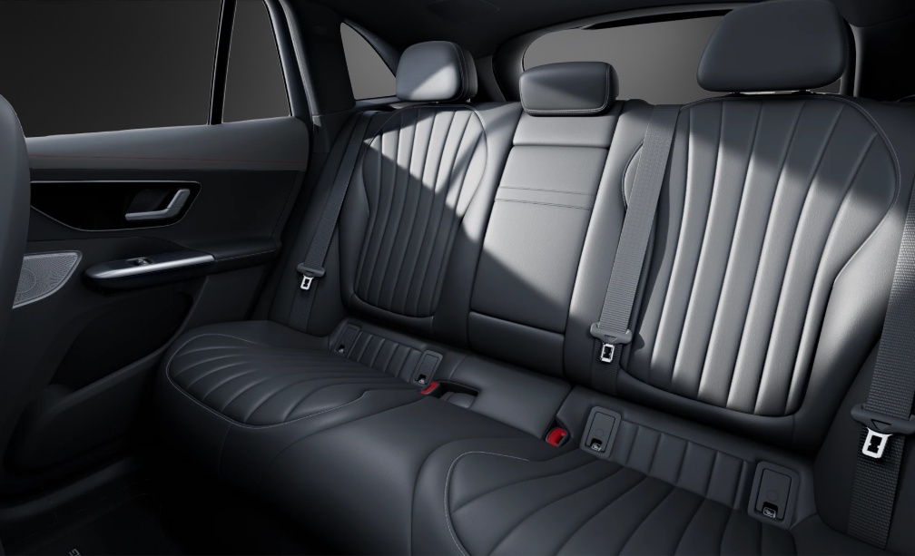 MERCEDES-BENZ EQE SUV 500 4 Matic Excellence Edition-image-7