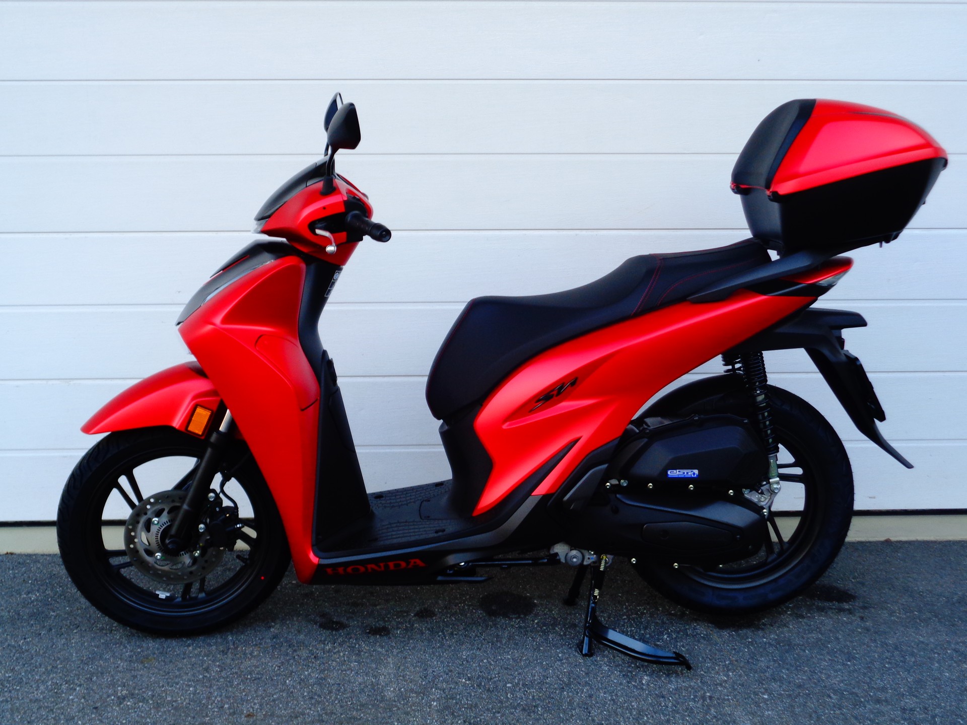HONDA SH 125 Sporty / Vetro Blue Edition-image-7