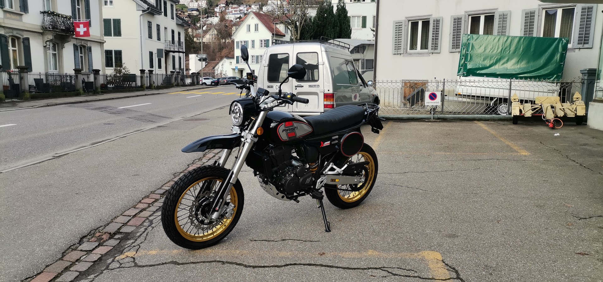 MASH 125-image-7