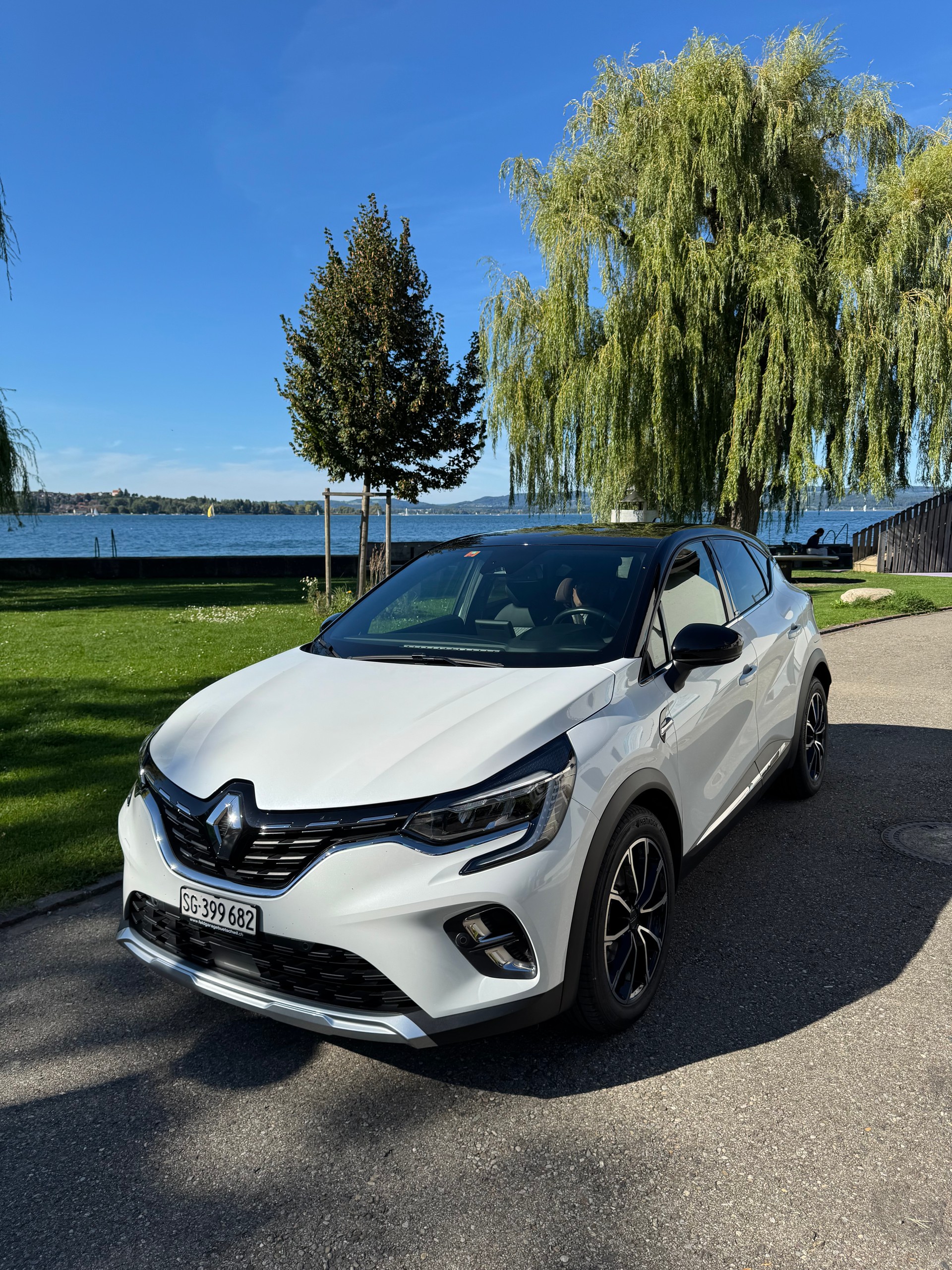 RENAULT Capture E-Tech-image-1
