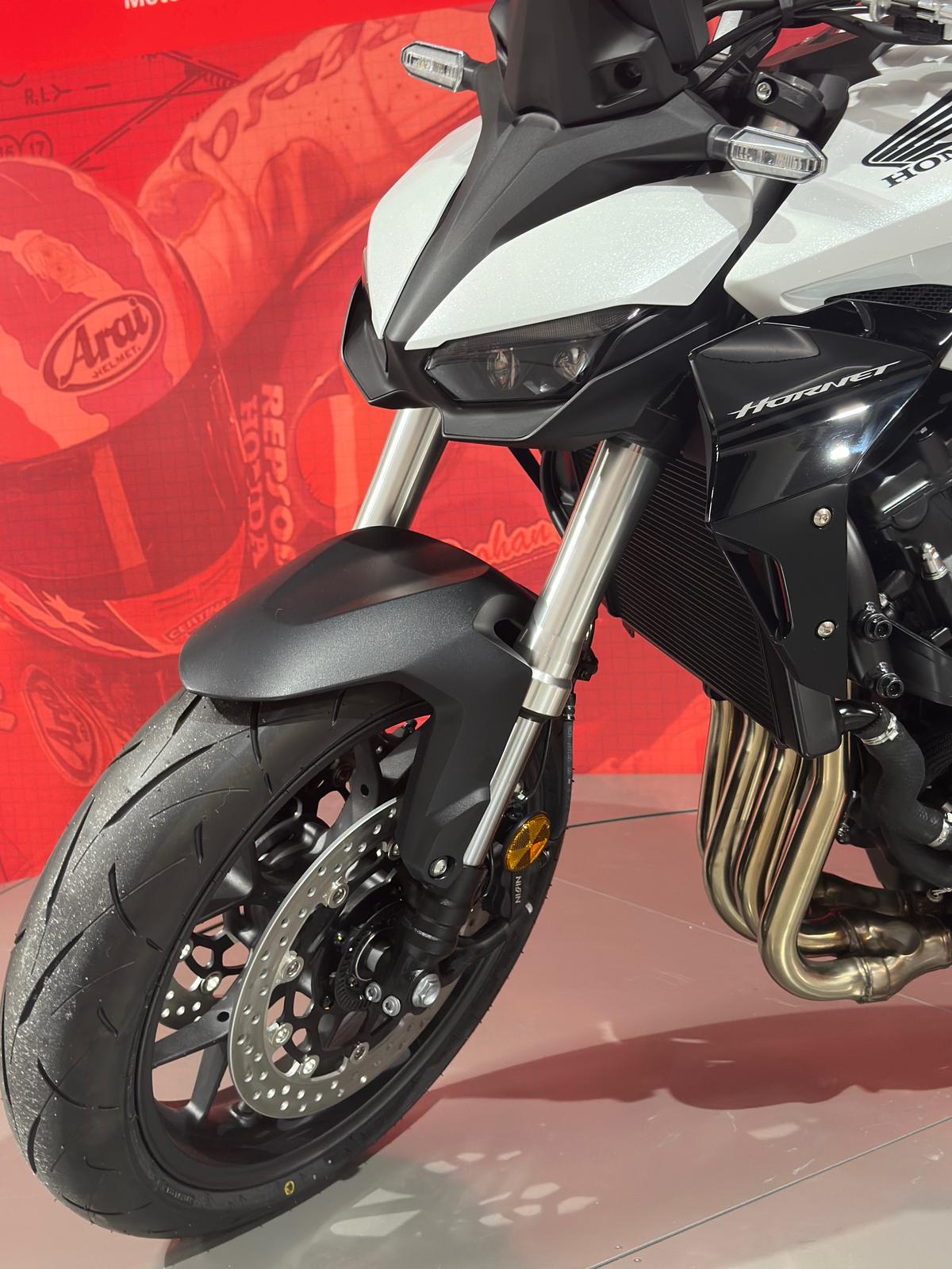 HONDA CB 1000 Hornet **White** Neufahrzeug *-image-7