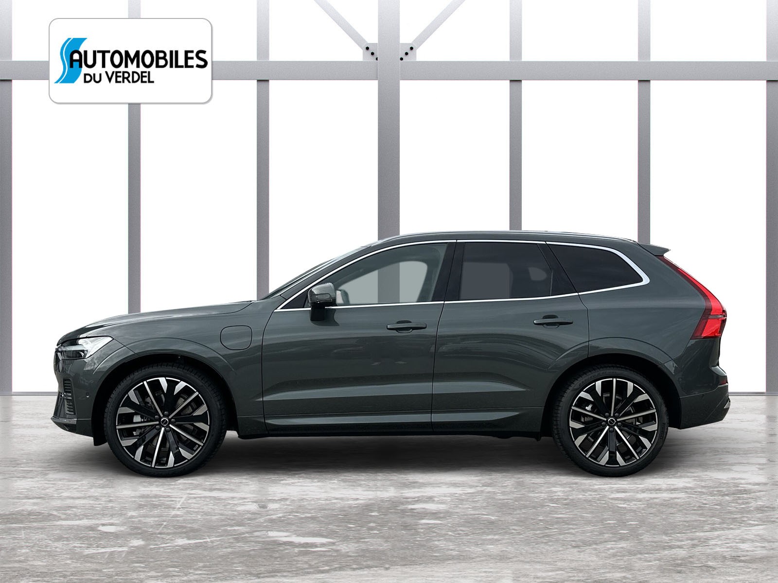 VOLVO XC60 2.0 T8 TE Ultra Bright eAWD-image-1
