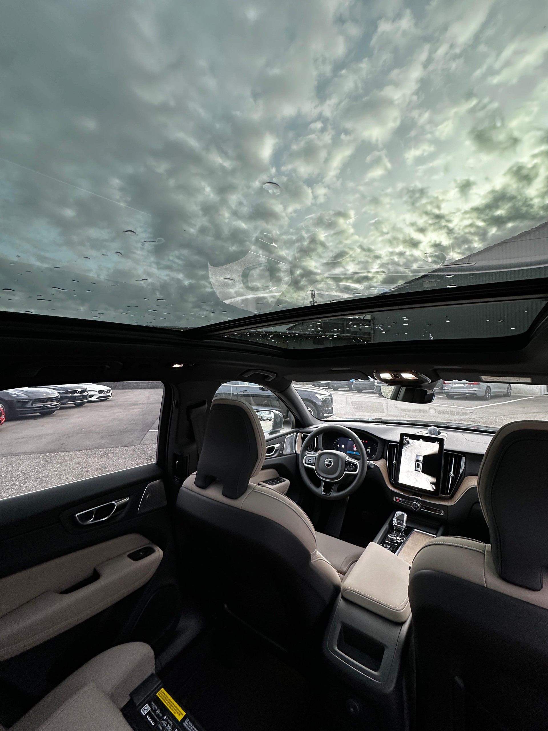 VOLVO XC60 2.0 T8 TE Ultra Bright eAWD-image-21