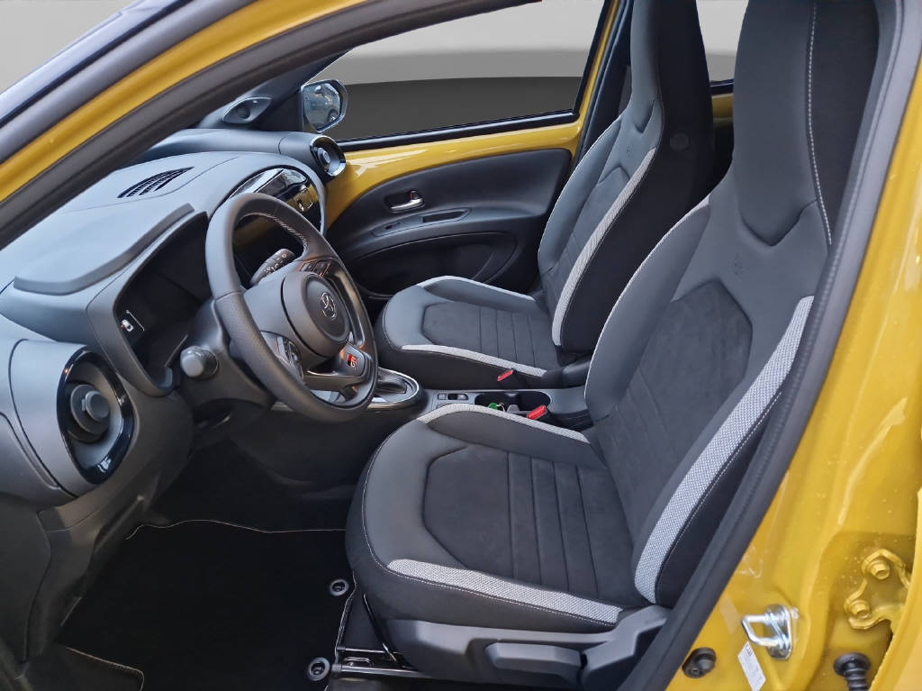 TOYOTA Aygo X 1.5 VVT-i HSD GR Sport 48143/000-image-8