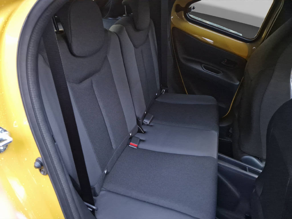 TOYOTA Aygo X 1.5 VVT-i HSD GR Sport 48143/000-image-12