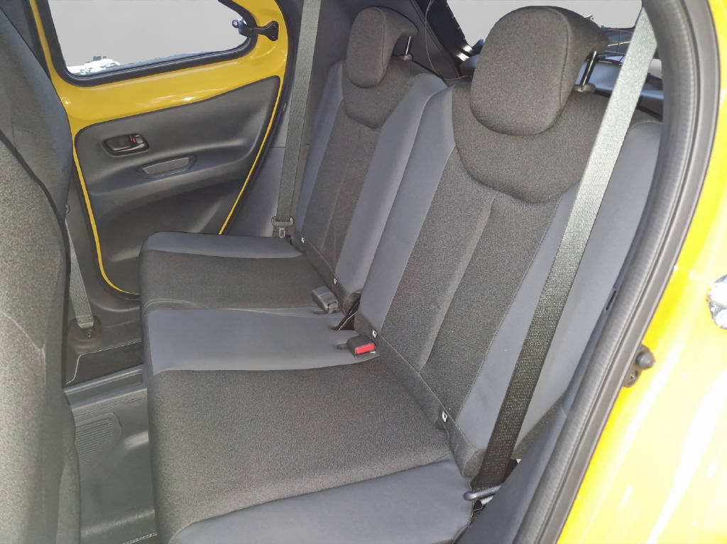 TOYOTA Aygo X 1.5 VVT-i HSD GR Sport 48143/000-image-13