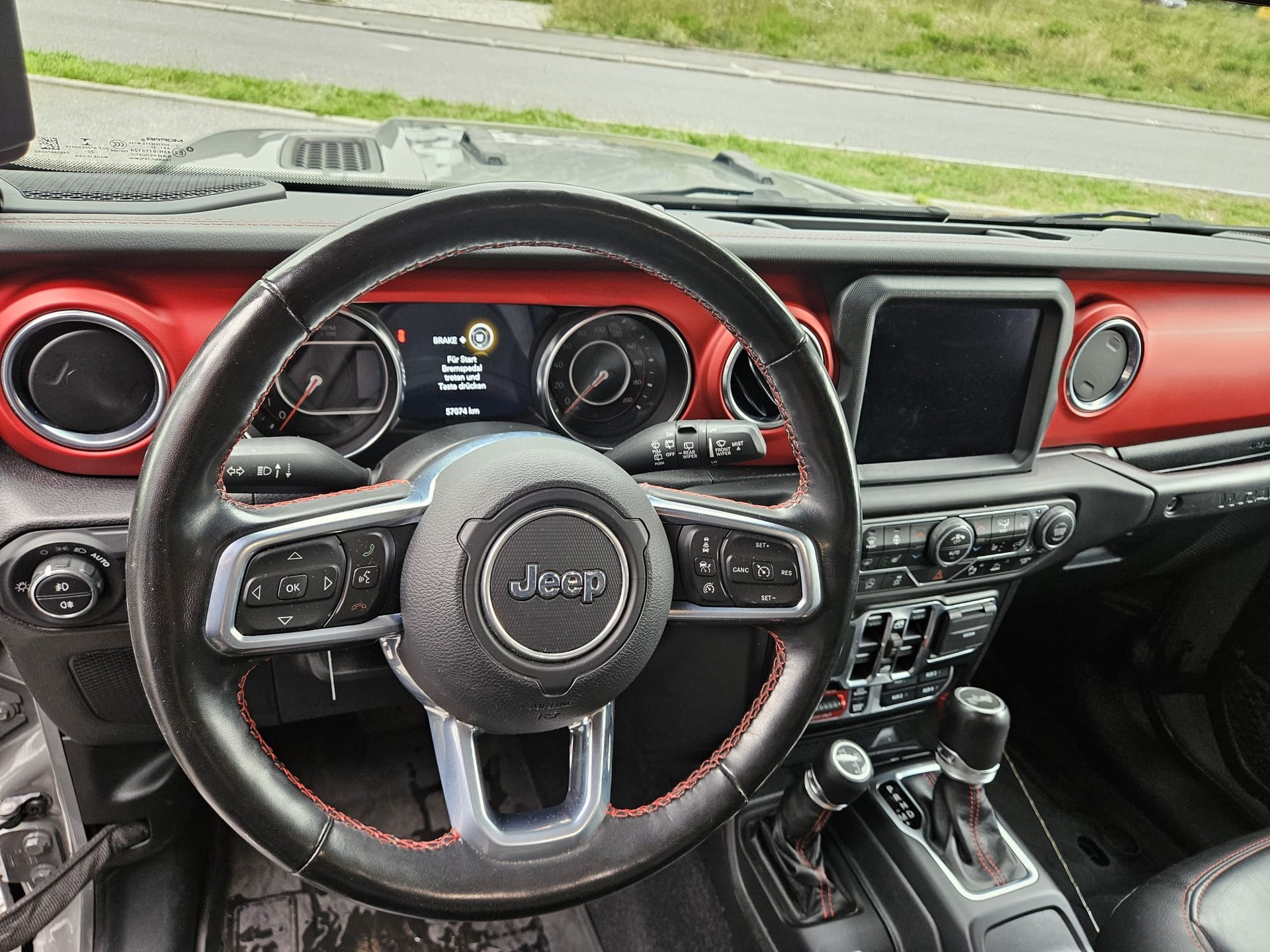 JEEP Wrangler 2.0 Unlimited Rubicon Automatic-image-11