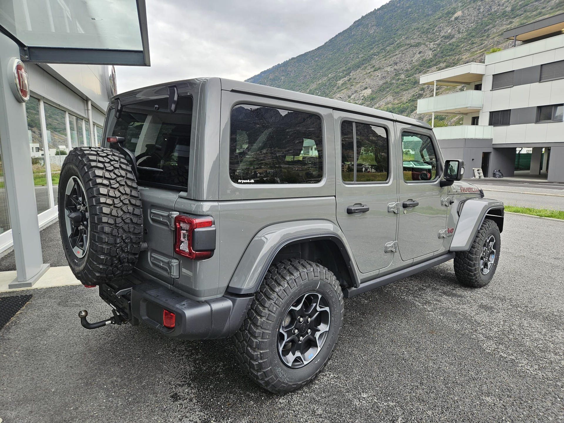 JEEP Wrangler 2.0 Unlimited Rubicon Automatic-image-4
