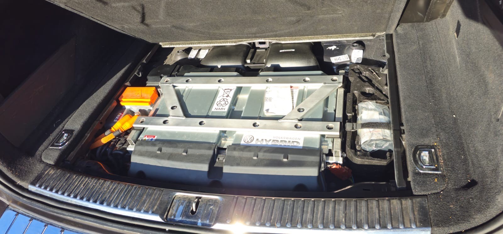 VW Touareg 3.0 TSI Hybrid Tiptronic-image-7