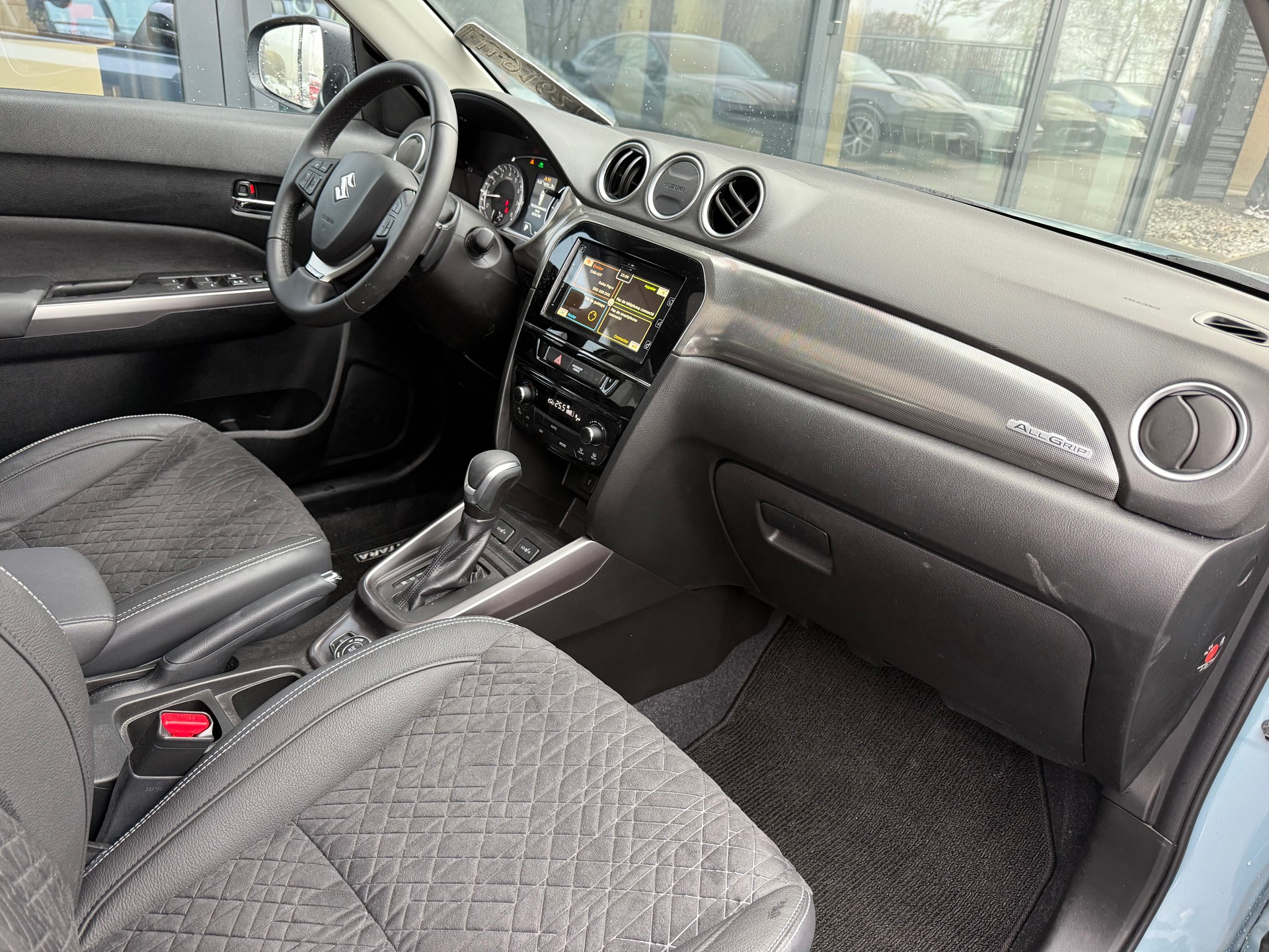 SUZUKI Vitara 1.5 Hybrid Edition 35 Top 4x4 AGS-image-5