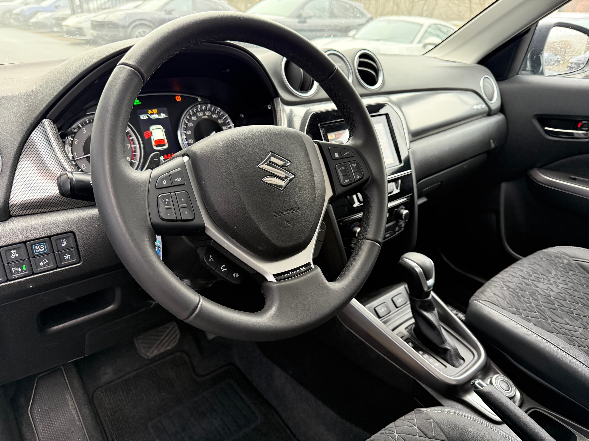 SUZUKI Vitara 1.5 Hybrid Edition 35 Top 4x4 AGS-image-8