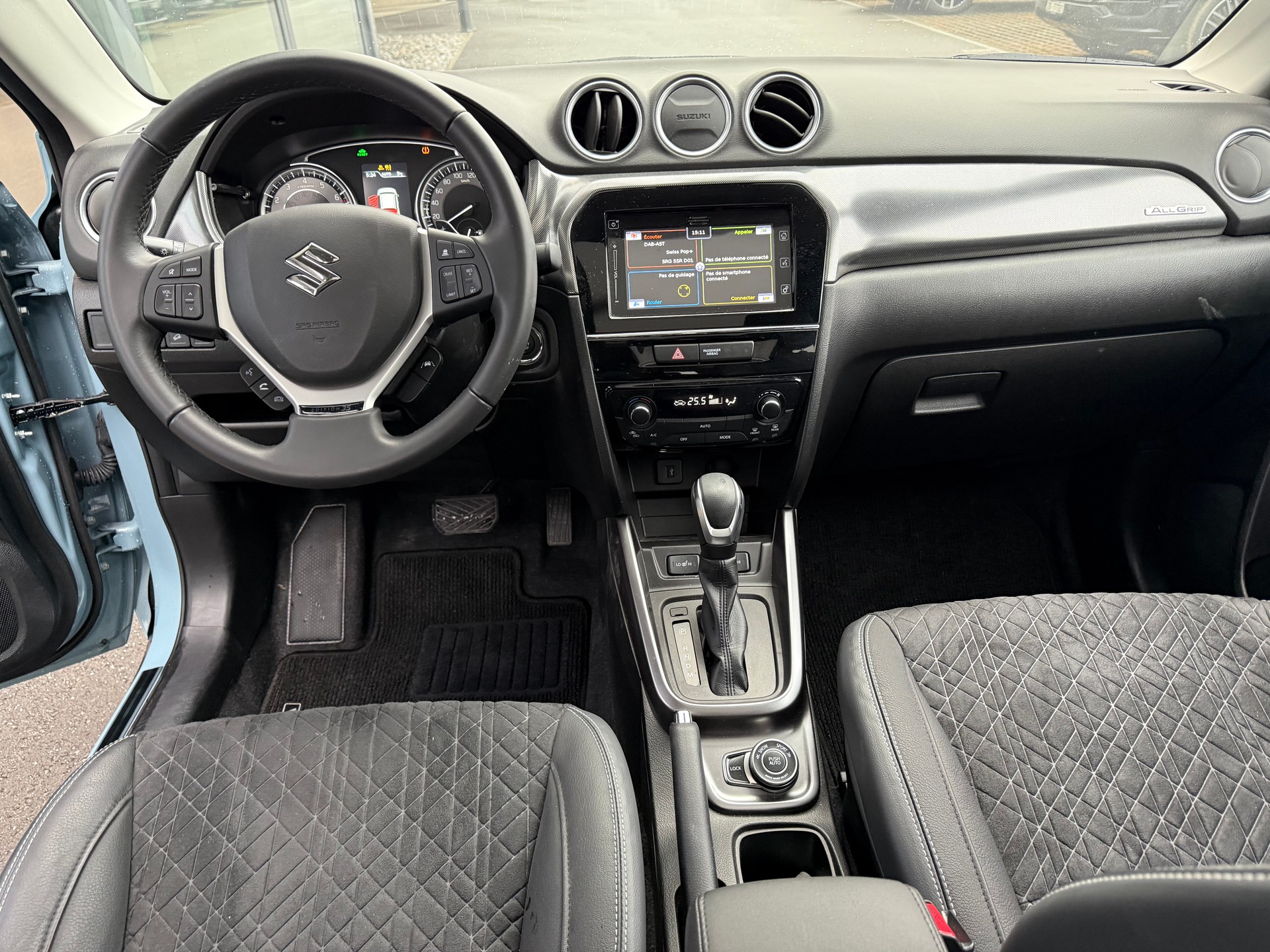 SUZUKI Vitara 1.5 Hybrid Edition 35 Top 4x4 AGS-image-7