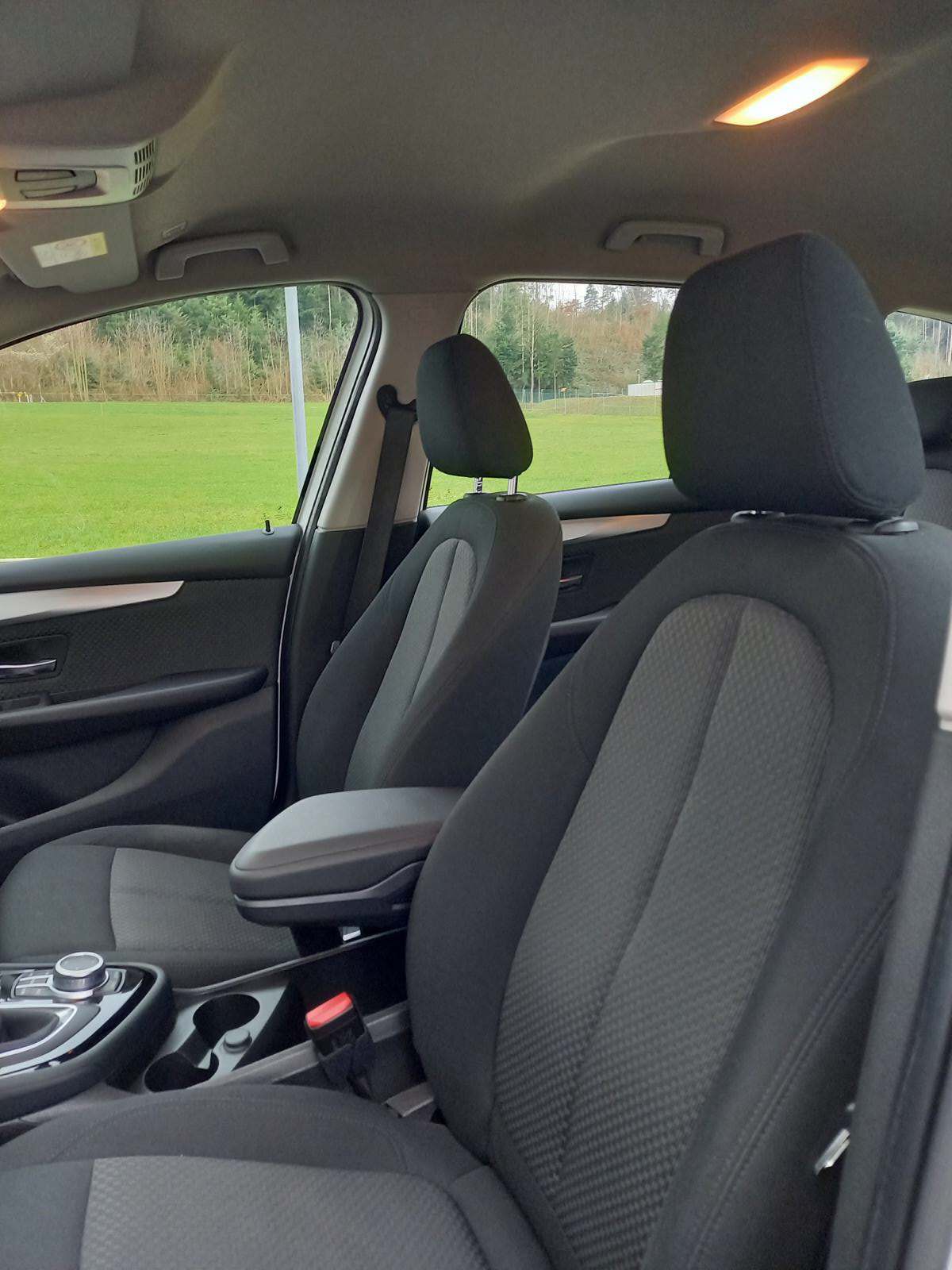 BMW 216d Gran Tourer DKG-image-11