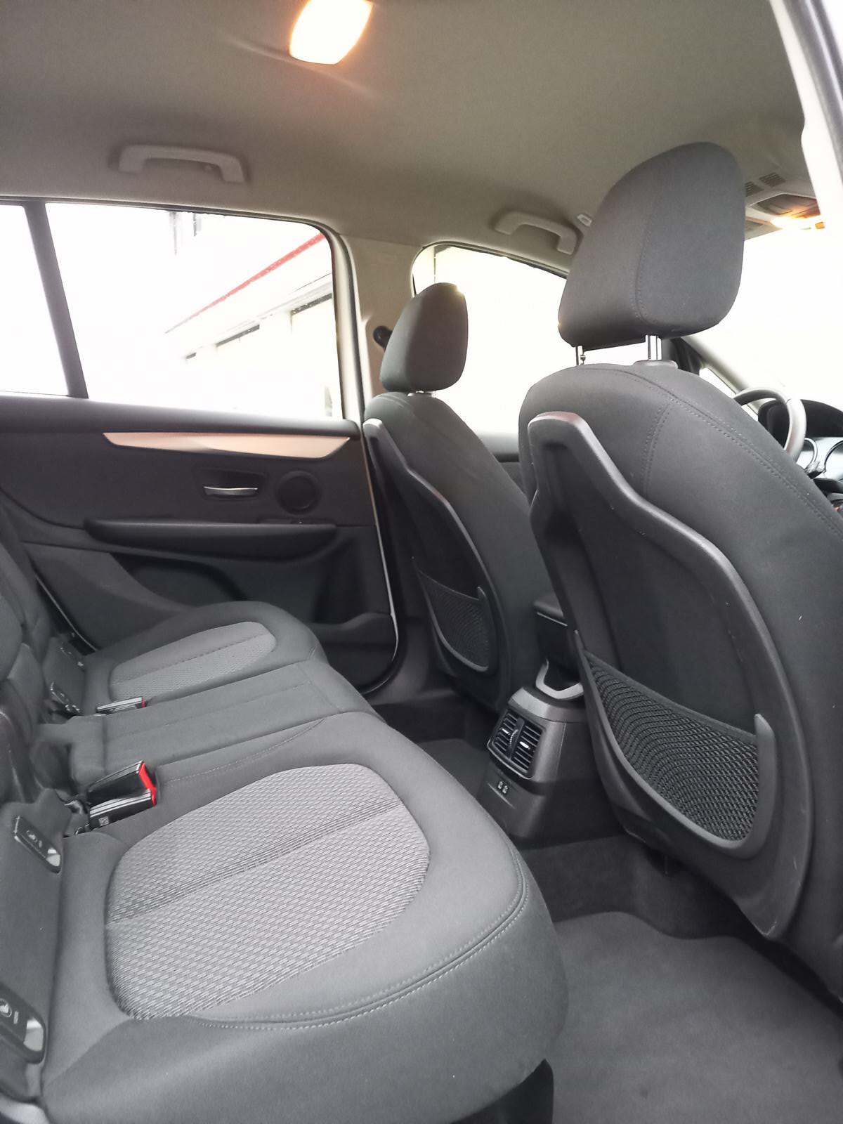 BMW 216d Gran Tourer DKG-image-10