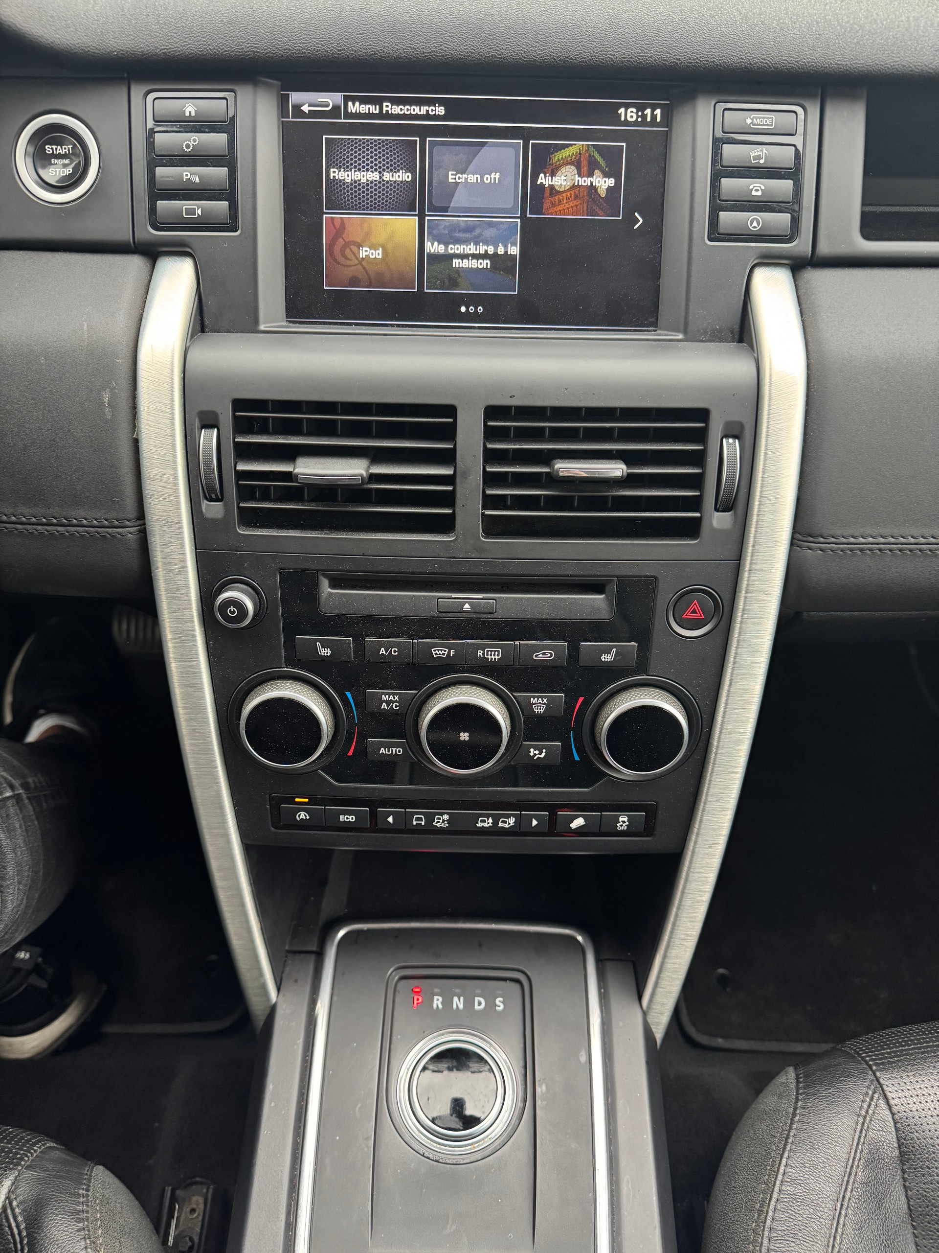 LAND ROVER Discovery Sport 2.0 TD4 HSE AT9-image-8