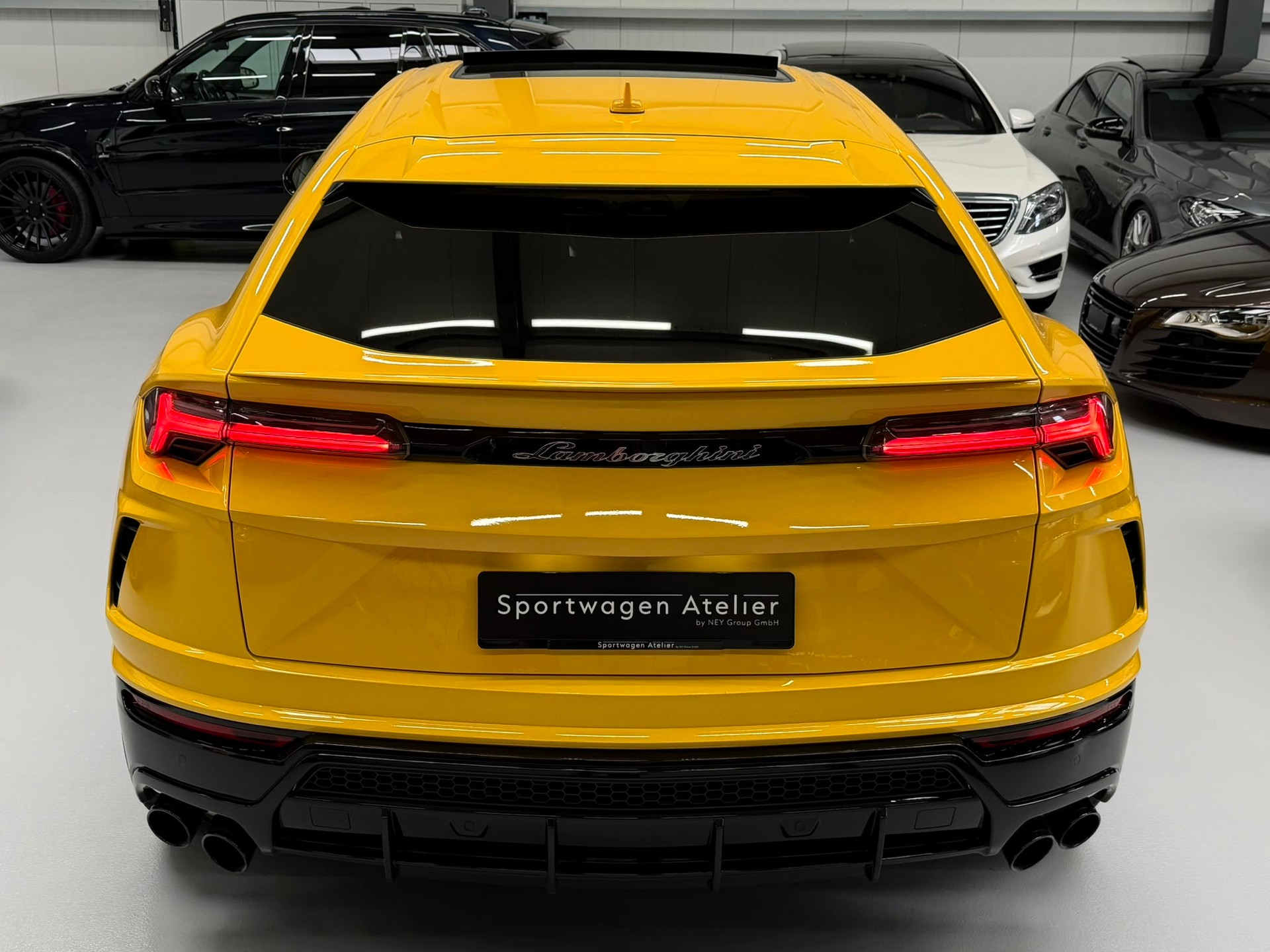 LAMBORGHINI Urus E-Gear-image-6