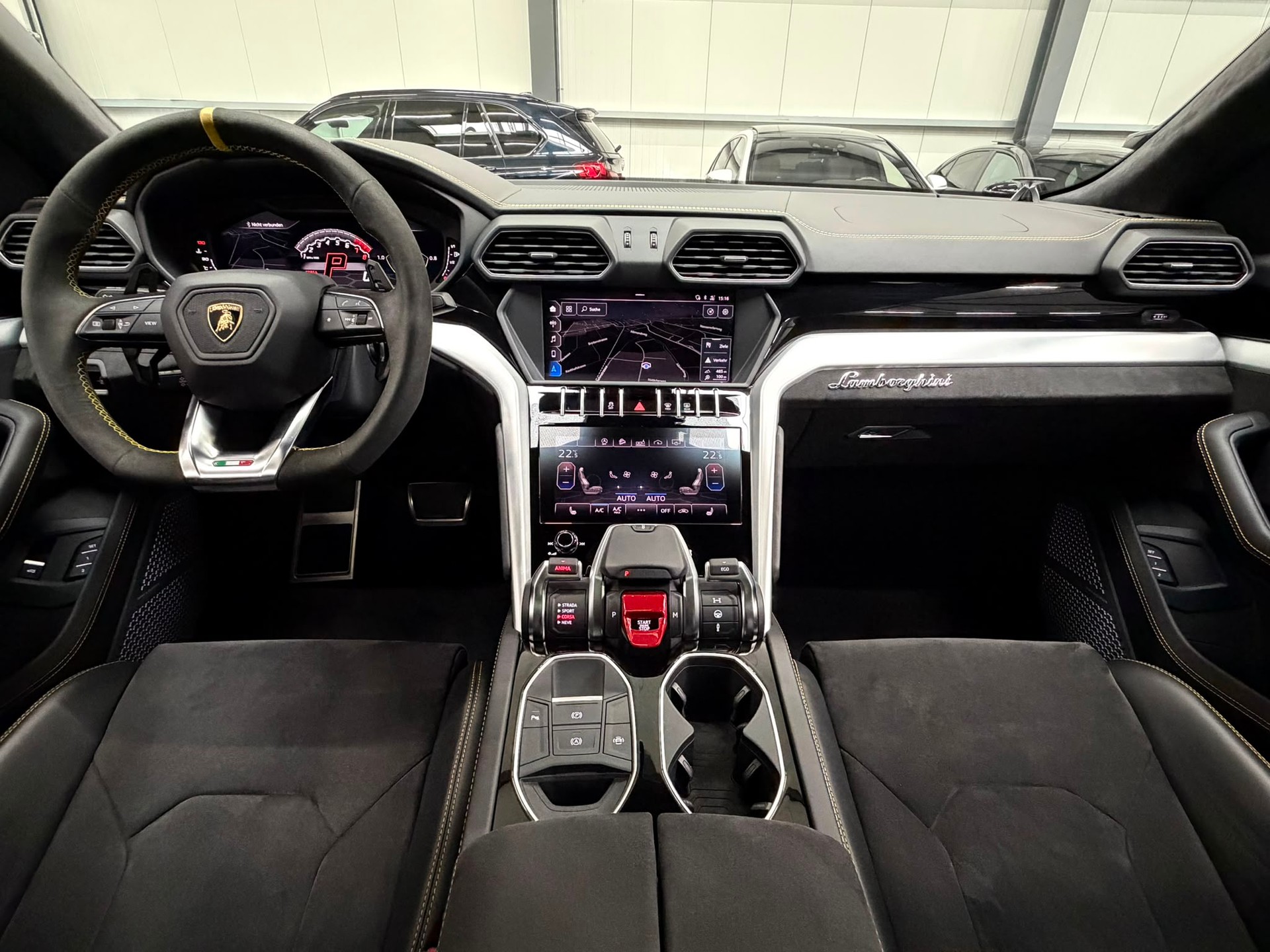 LAMBORGHINI Urus E-Gear-image-14