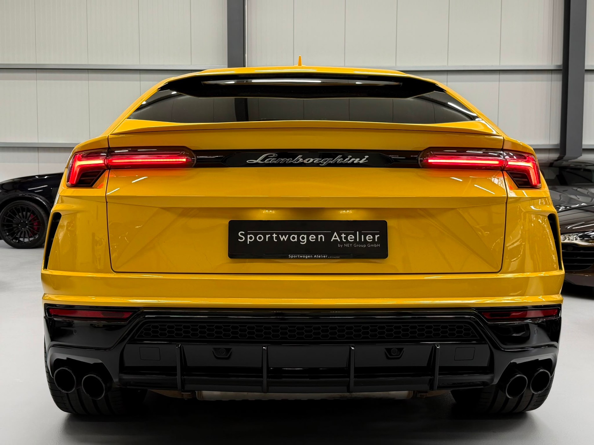 LAMBORGHINI Urus E-Gear-image-5